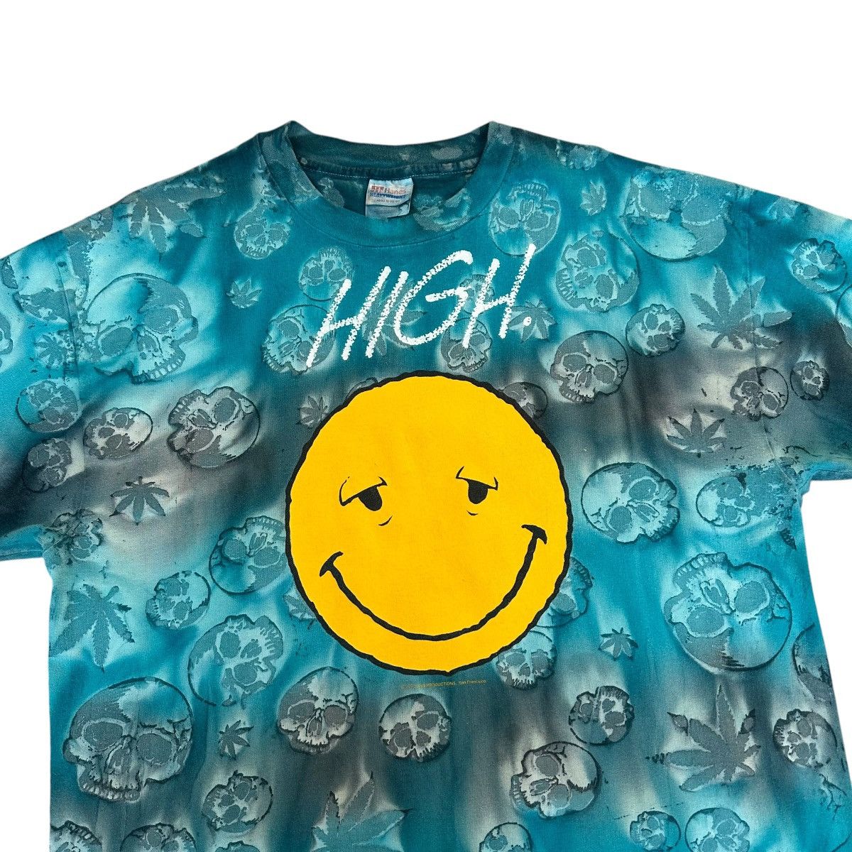 Hanes Vintage 1995 High Smiley Face all over print skulls shirt XL Size US XL / EU 56 / 4 - 2 Thumbnail