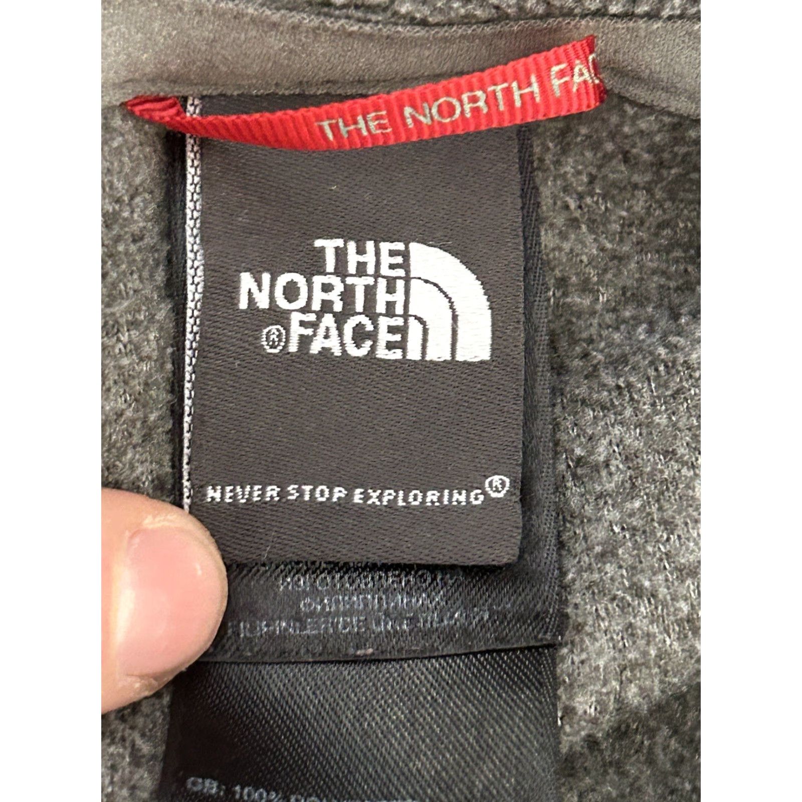 The North Face The North Face 1/4 Zip Fleece Gray Women’s Size Small Pullover Long Sleeve Zip Solid Embroidered Logo Vintage-Style Jacket Size S / US 4 / IT 40 - 5 Thumbnail