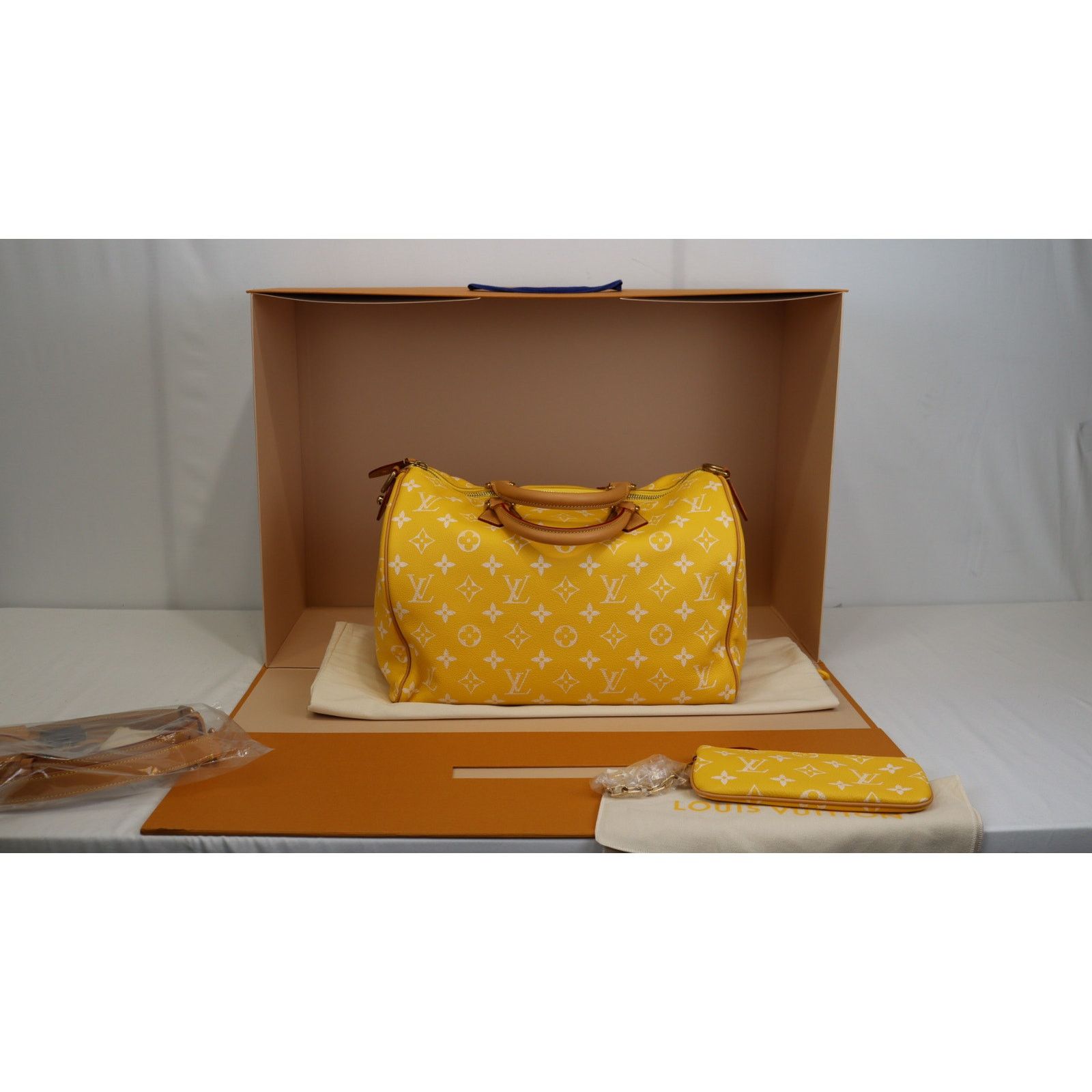 Louis Vuitton o1rshd1 Size: 40 / Speedy 40 P9 Bandoulière Bag in Yellow Size ONE SIZE - 25 Thumbnail