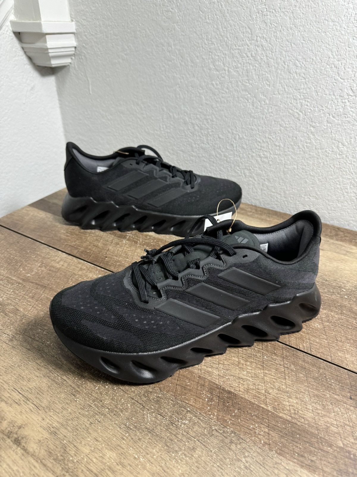 Adidas SAMPLE Adidas Switch FWD 'Black Carbon Men's New Size 11 New Size US 11 / EU 44 - 2 Thumbnail