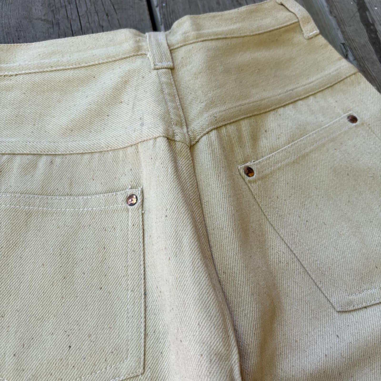 Vintage 1950s Stiff Cotton Tan Western Cowgirl Pants Deadstock 24x27 Size 24" / US 00 / IT 34 - 2 Thumbnail
