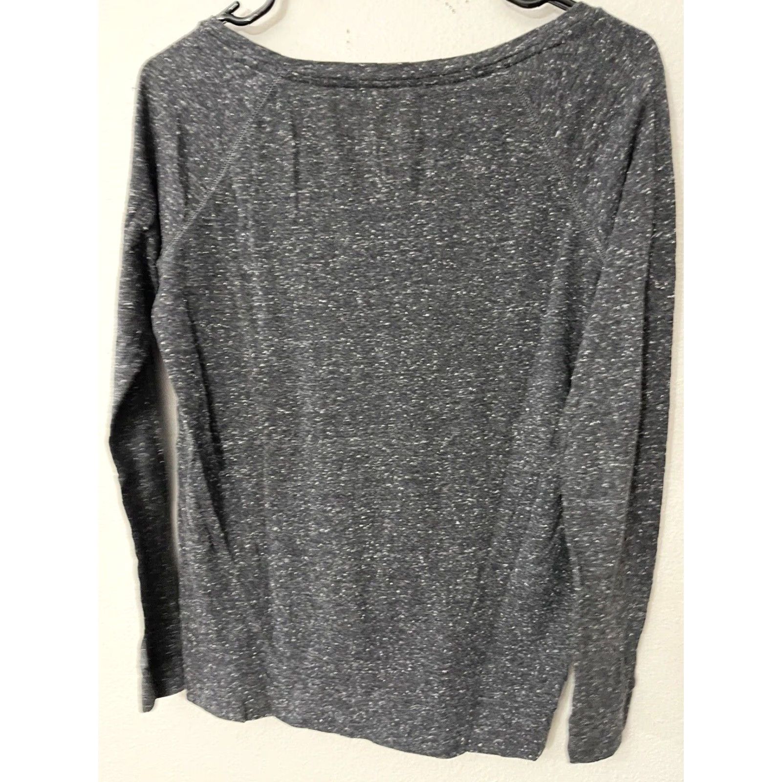 American Eagle Outfitters American Eagle Outfitters T-Shirt Women S Gray Solid Long Sleeve CrewNeck Favorite Tee Casual Basic Modern 90s Mens Womens Boys Girls Size S / US 4 / IT 40 - 2 Thumbnail