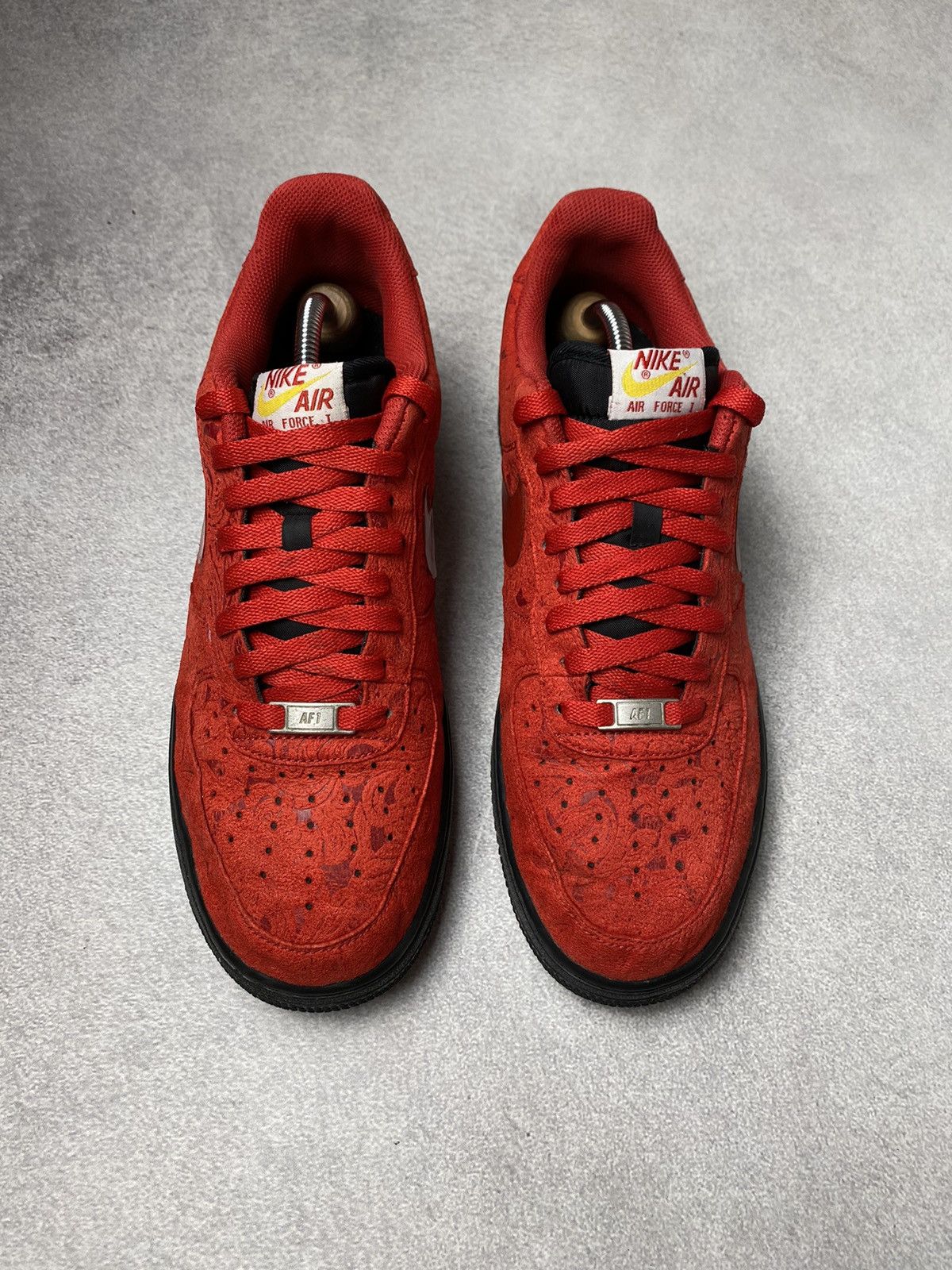Vintage Vintage Nike Air Force 1 Low Miami Heat Red Paisley US10 Size US 10 / EU 43 - 2 Thumbnail