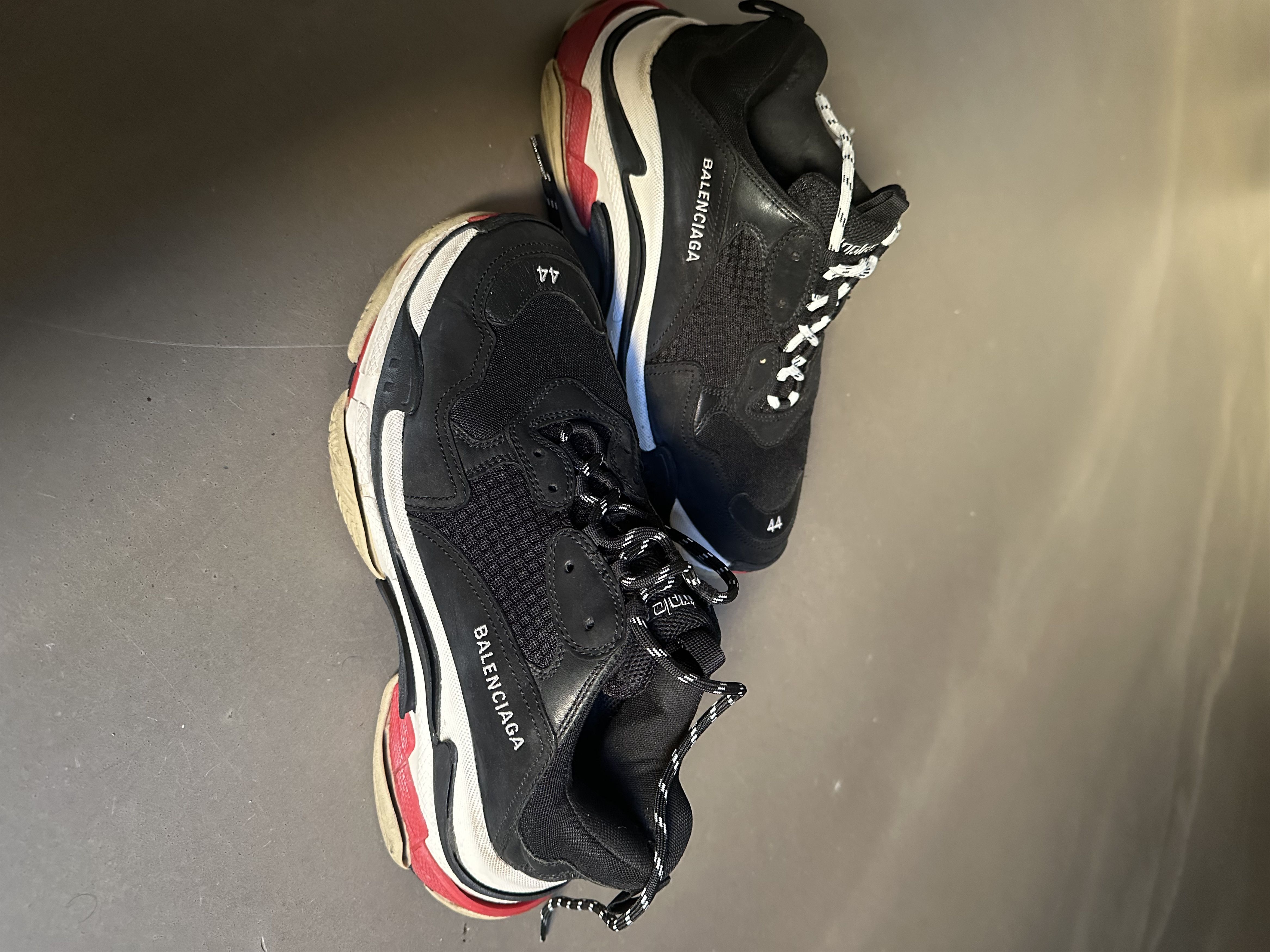 Balenciaga Triple S Size US 11 / EU 44 - 2 Thumbnail