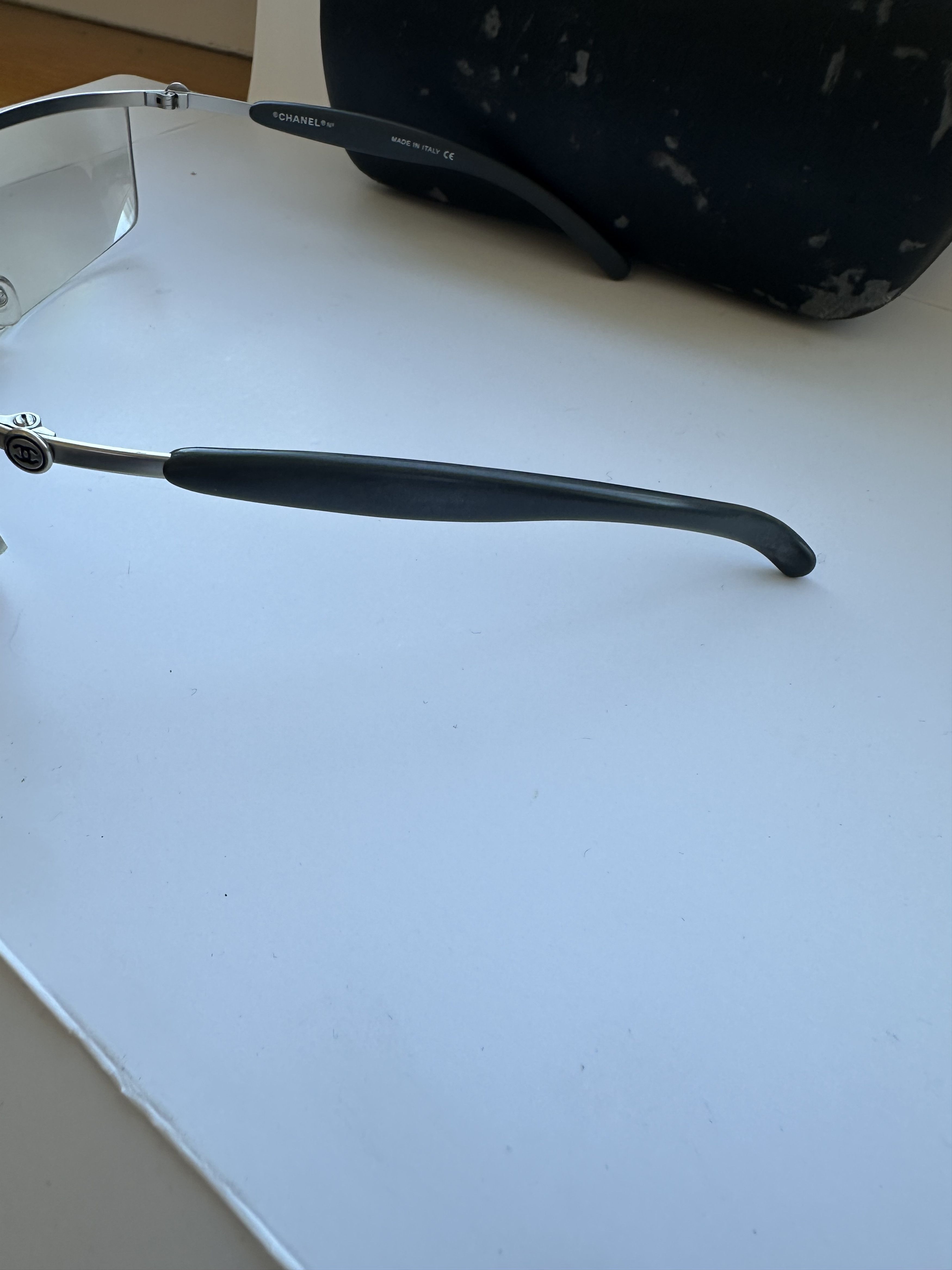 Chanel Chanel 4010 Silver Rimless Sunglasses Vintage Size ONE SIZE - 5 Thumbnail