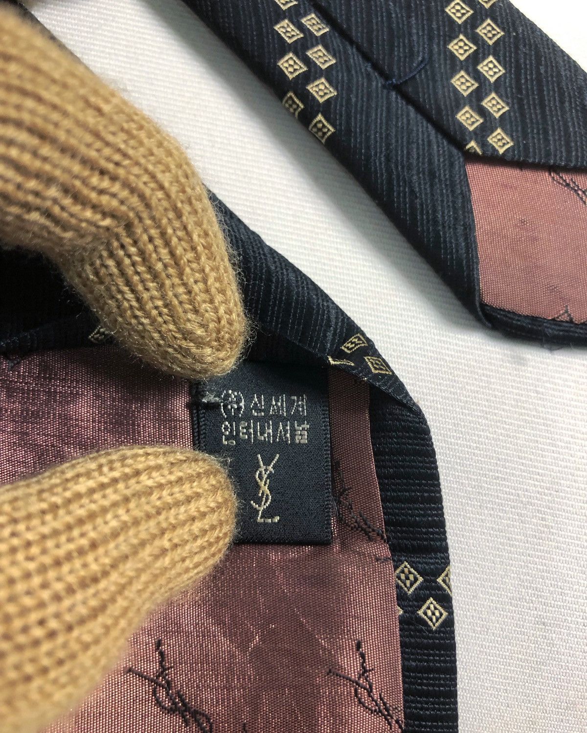 Yves Saint Laurent Rare Vintage Yves Saint Laurent YSL Silk Tie Size ONE SIZE - 6 Thumbnail
