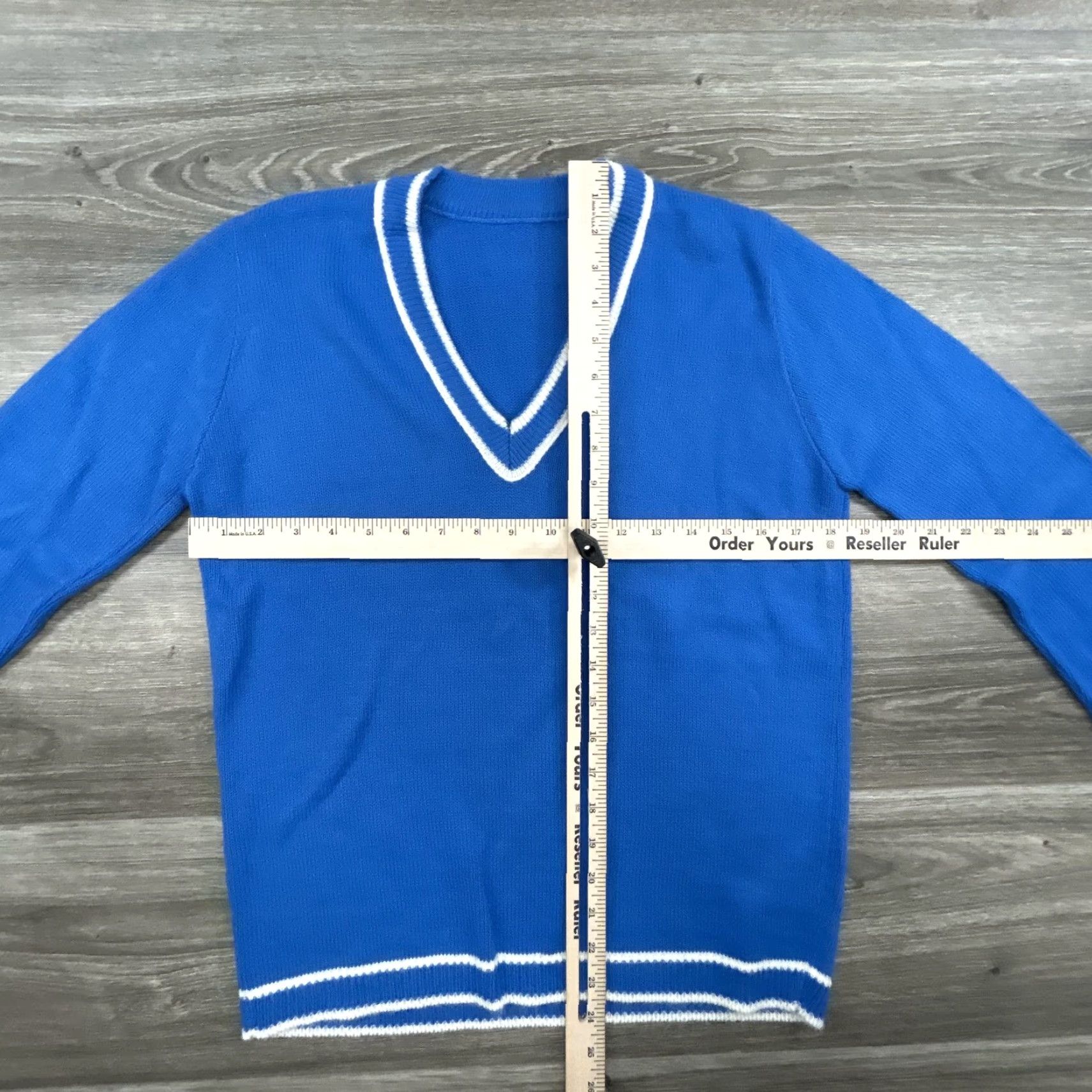Vintage VINTAGE Union USA 50s Cricket Tennis Sweater Womens Medium Blue V-Neck Wool Knit Pullover Size M / US 6-8 / IT 42-44 - 4 Thumbnail