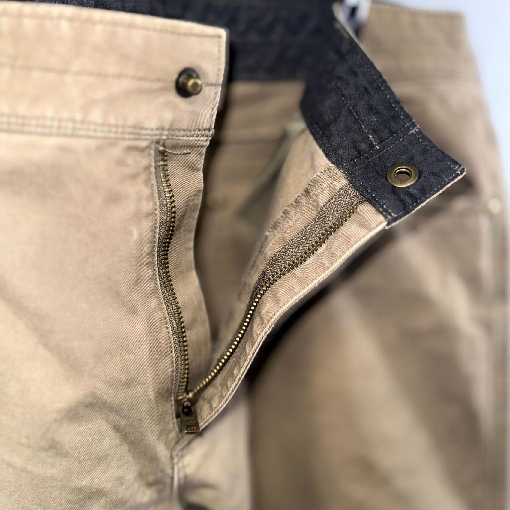 Vintage KÜHL Pants Mens 38x30 Khaki Tan Outdoor Hiking Legendary Pants Zip Fly Articulated Mens Pants Parkas? Size US 38 / EU 54 - 5 Thumbnail