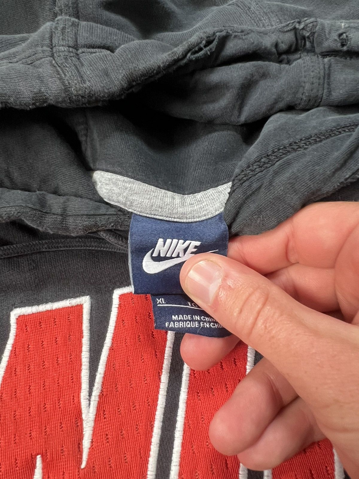 Nike Vintage Y2K Distressed Nike Spellout Faded Hoodie Sweatshirt Size US XL / EU 56 / 4 - 5 Thumbnail