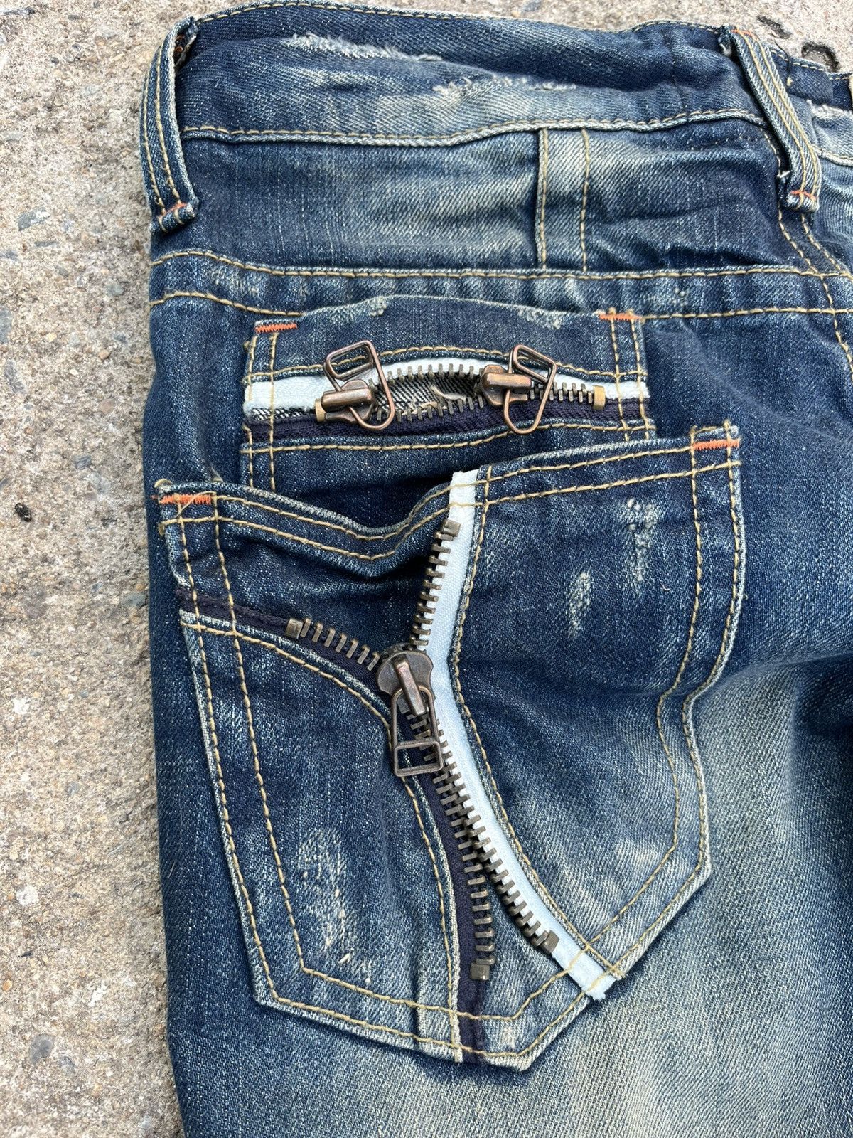 If Six Was Nine Vtg LOLITA EXOTIC DISTRESSED DENIM perfectly Size US 34 / EU 50 - 13 Thumbnail
