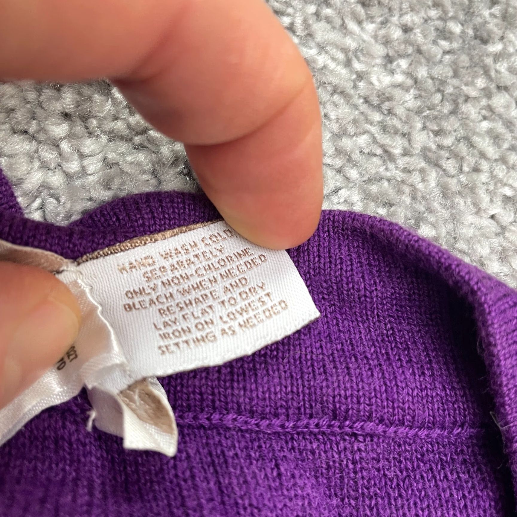 Vintage Chico's Sweater Shirt Womens M Purple V-Neck Short Sleeve Knit Pocket Casual Knitwear Regular Fit Pullover Housewears Size M / US 6-8 / IT 42-44 - 6 Thumbnail