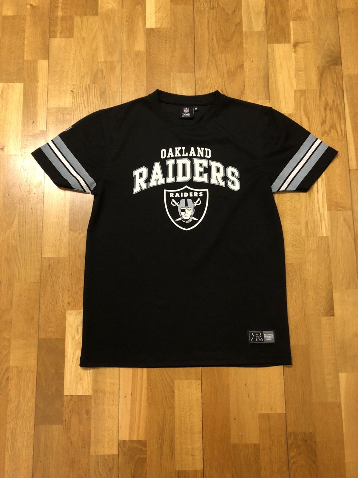 NFL RARE OAKLAND RAIDERS NFL APPAREL FOOTBALL VINTAGE JERSEY Size US M / EU 48-50 / 2 - 1 Thumbnail