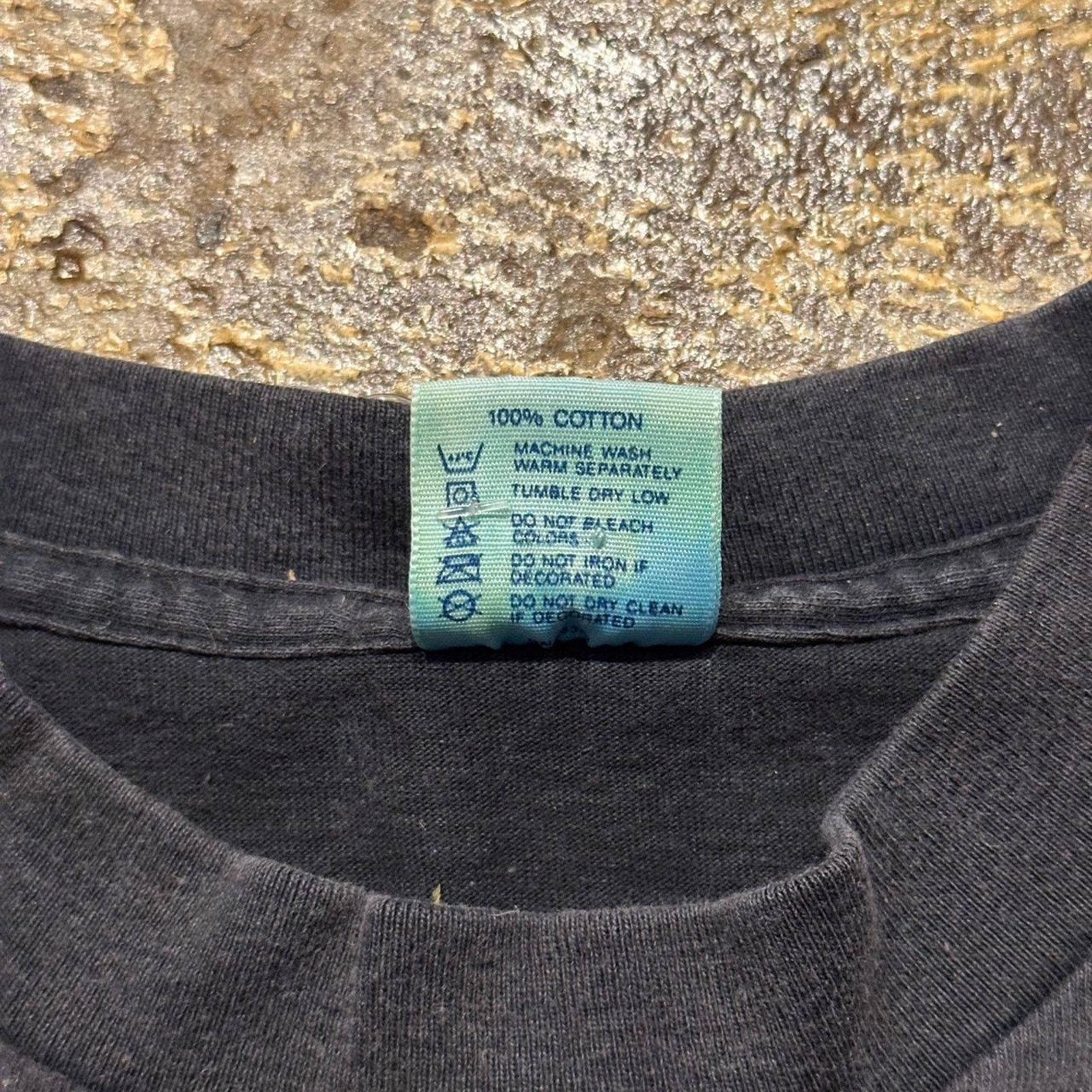 Delta Vintage delta campfire graphic night Size US XL / EU 56 / 4 - 5 Thumbnail