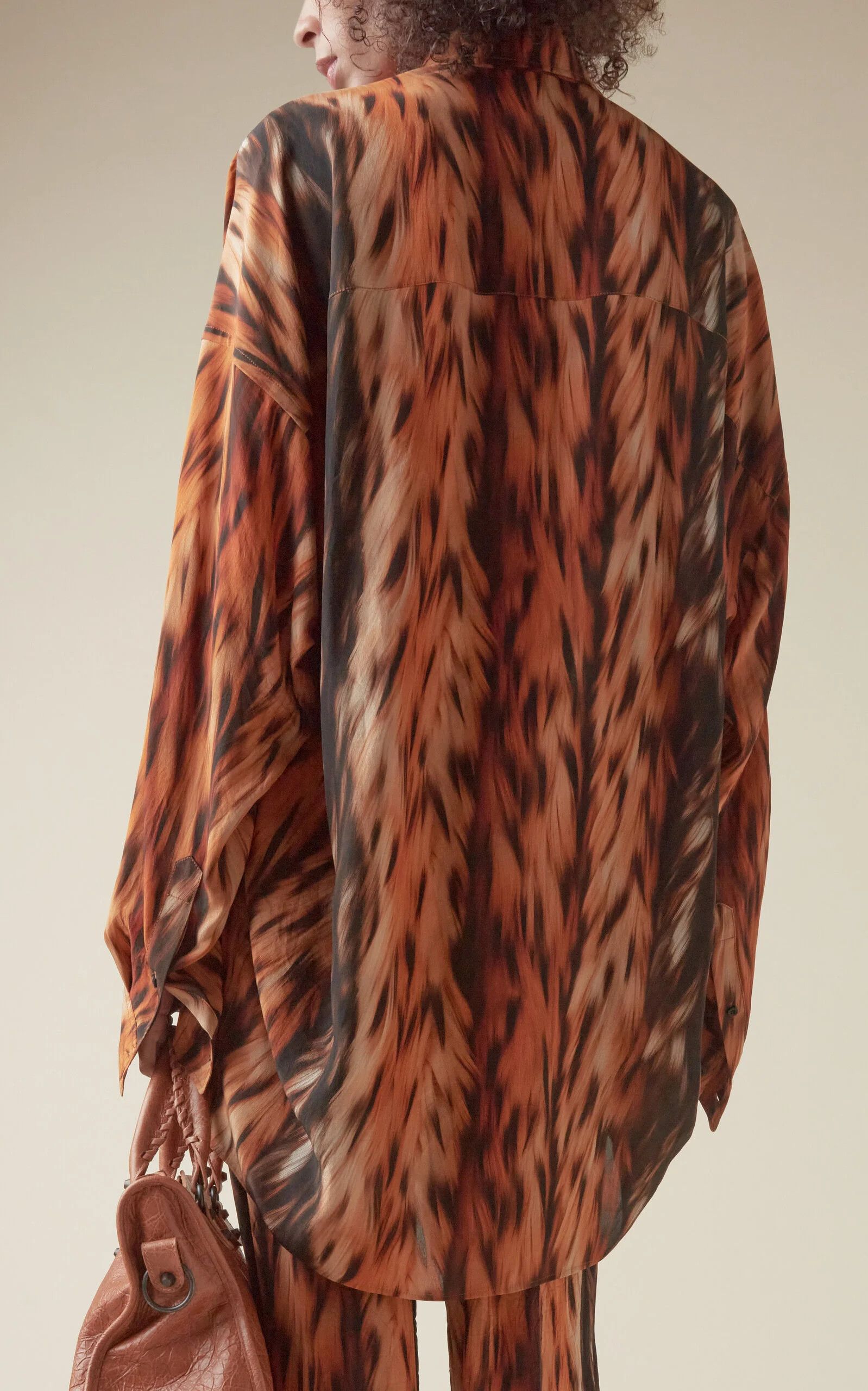 Balenciaga o1bcso1str0426 Cocoon Shirt in Multicolor Size L / US 10 / IT 46 - 4 Thumbnail