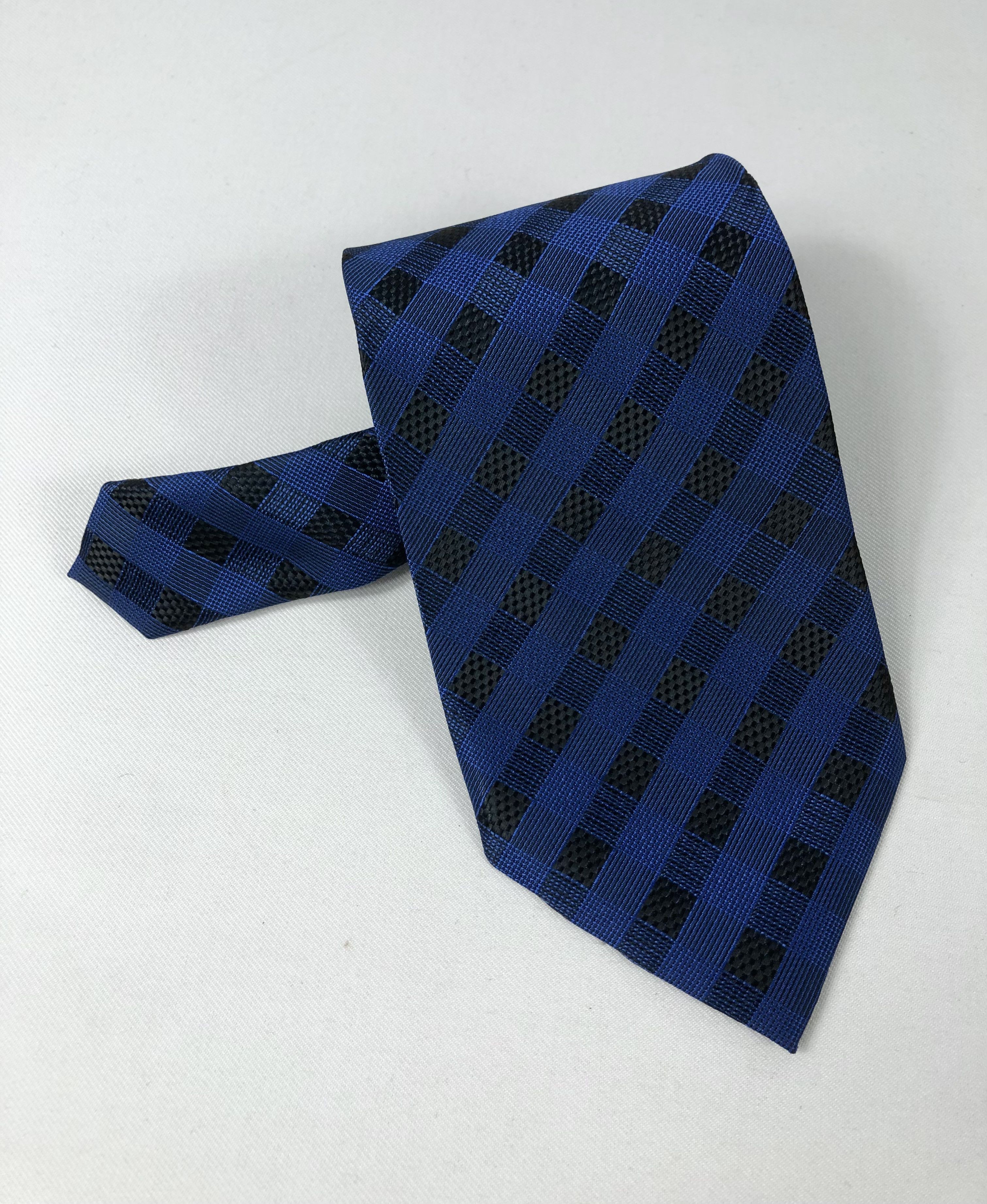 Giorgio Armani Giorgio Armani Cravatte Checkered Silk Tie Made in Italy Size ONE SIZE - 8 Thumbnail