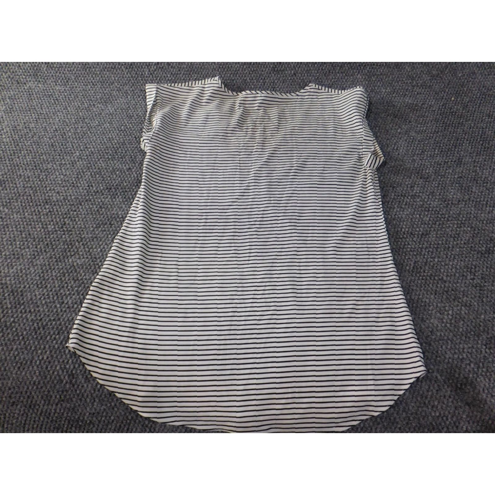 Express Express Blouse Womens M white striped pullover top Casual V-Neck Shirt Size M / US 6-8 / IT 42-44 - 6 Thumbnail