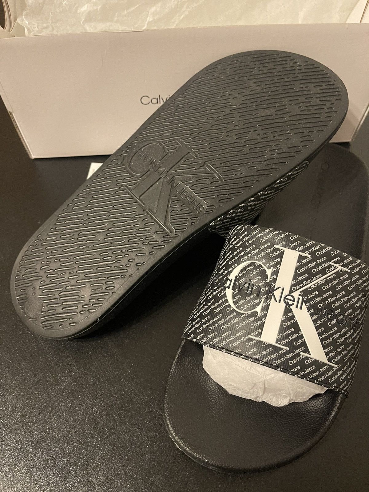 Calvin Klein Flip-Flops Calvin Klein New Size US 9 / EU 42 - 3 Thumbnail