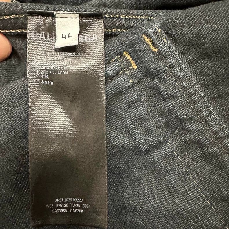 Balenciaga Balenciaga FW20 24/7 NEWS NEWS embroidered logo denim jacke Size US S / EU 44-46 / 1 - 7 Thumbnail
