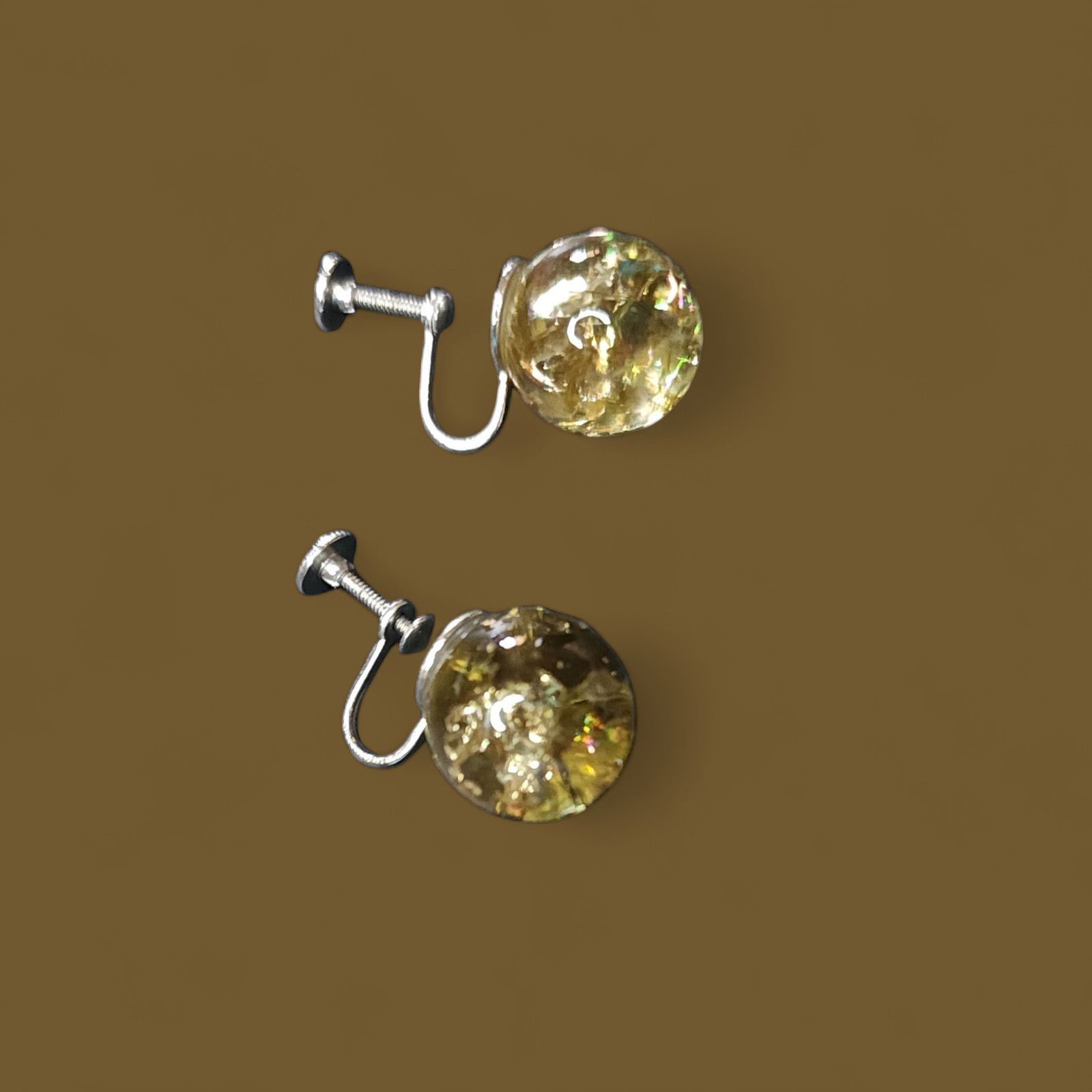The Unbranded Brand Vintage round yellow glass screw back earrings silver-tone Size ONE SIZE - 1 Thumbnail