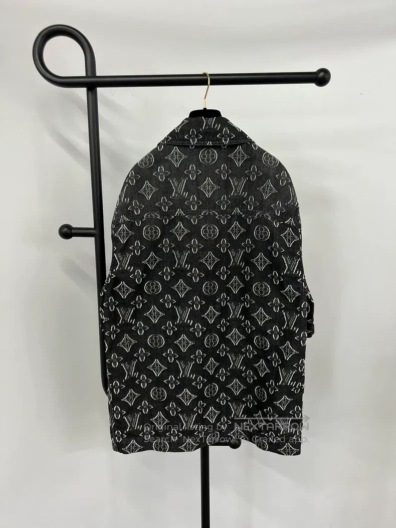 Louis Vuitton Louis Vuitton Black Denim Full Print Washed Grey Logo Shir Size US S / EU 44-46 / 1 - 2 Thumbnail