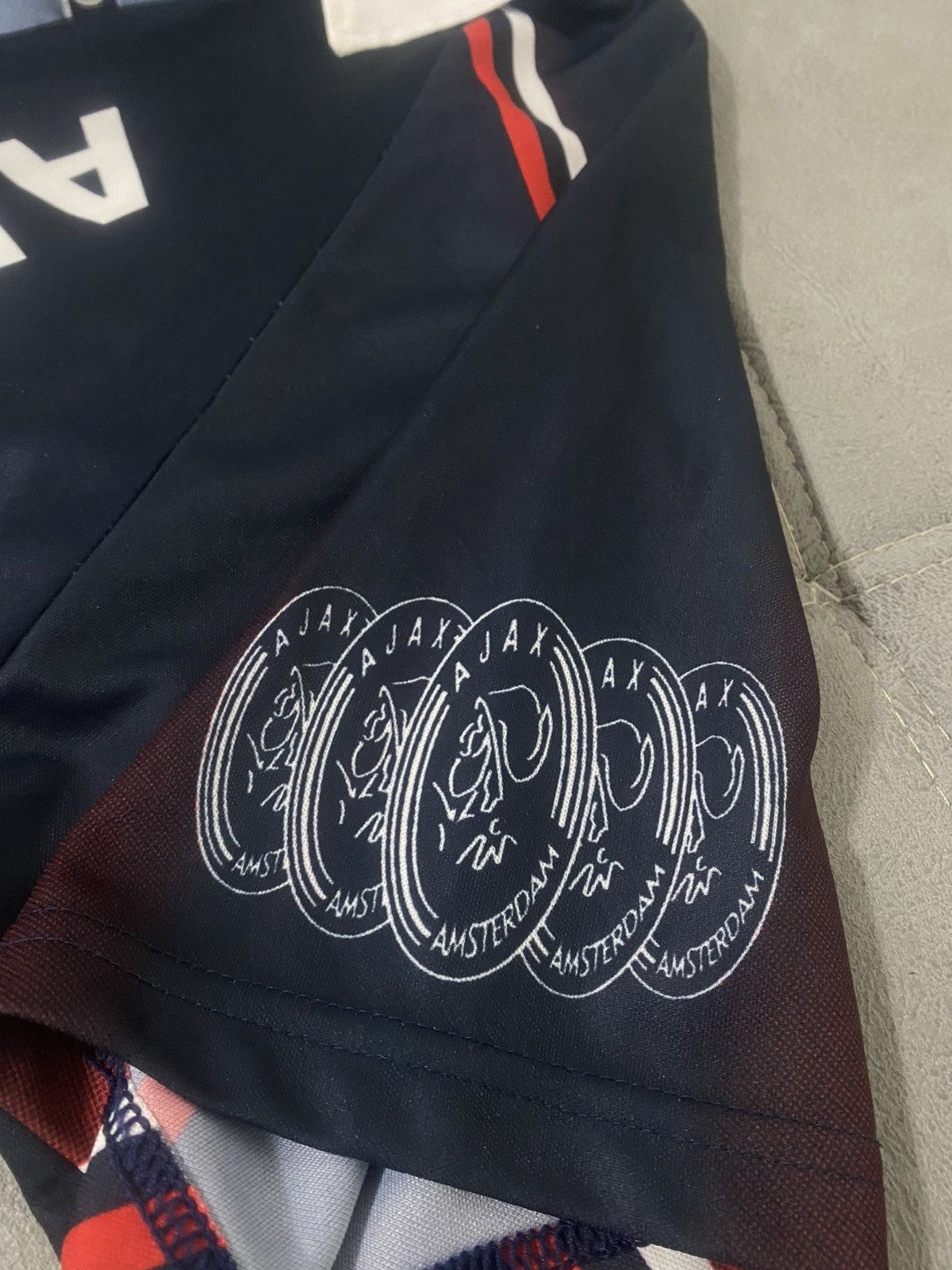 Umbro × Vintage Umbro Ajax 1997/1998 Vintage Soccer Jersey Jersey (Rare) Size US L / EU 52-54 / 3 - 9 Thumbnail