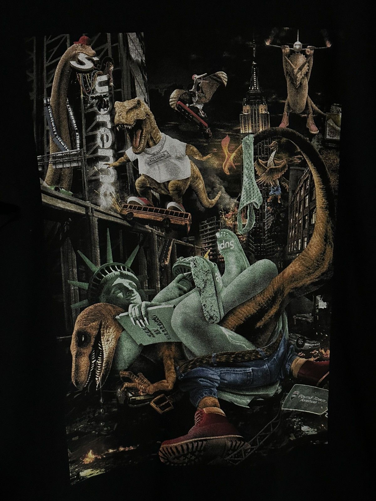 Supreme Supreme T-Rex Tee Size US L / EU 52-54 / 3 - 2 Thumbnail