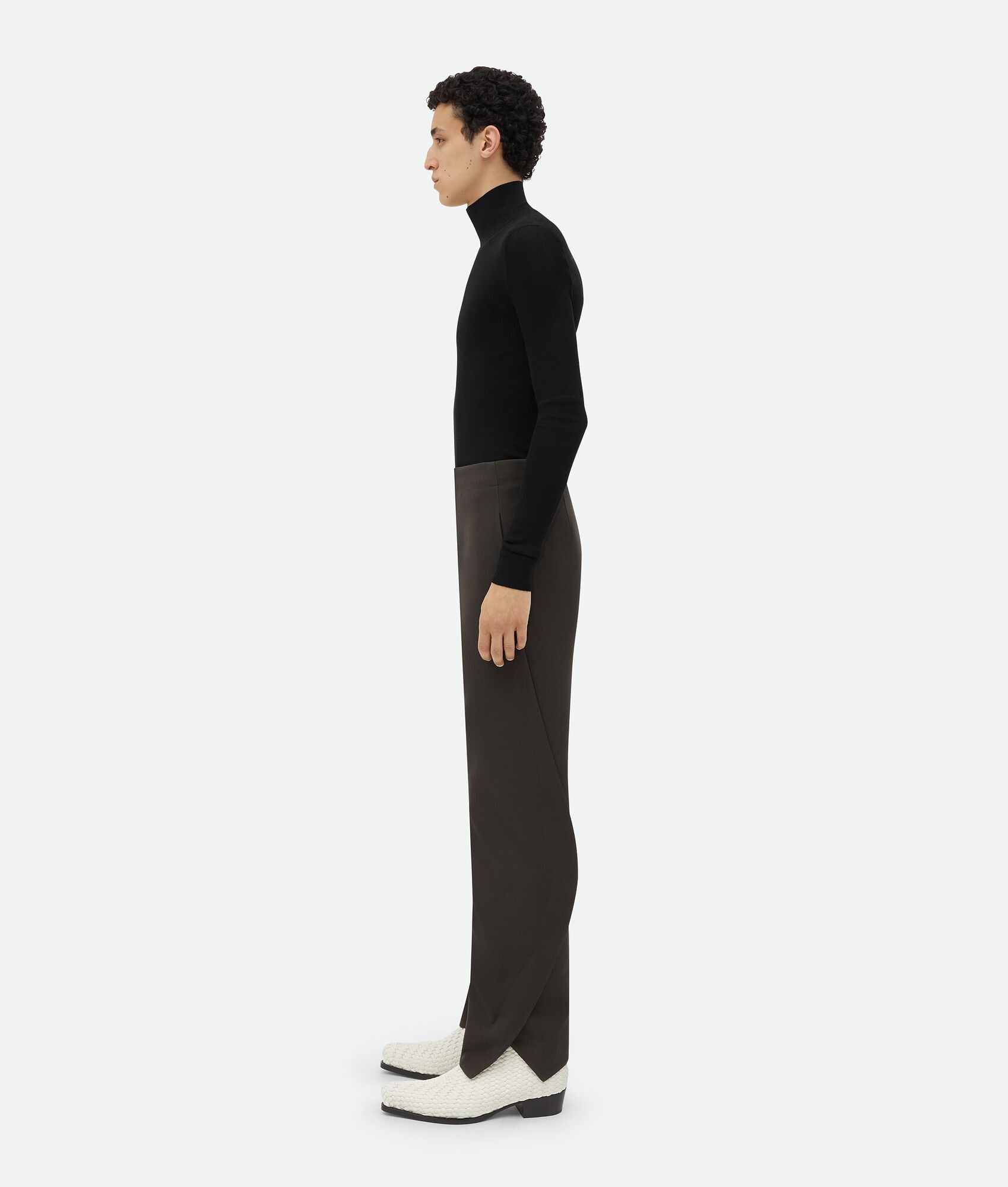 Bottega Veneta o1bcso1str0225 Curved Shape Wool Pant in Dark Brown Size US 28 / EU 44 - 2 Thumbnail