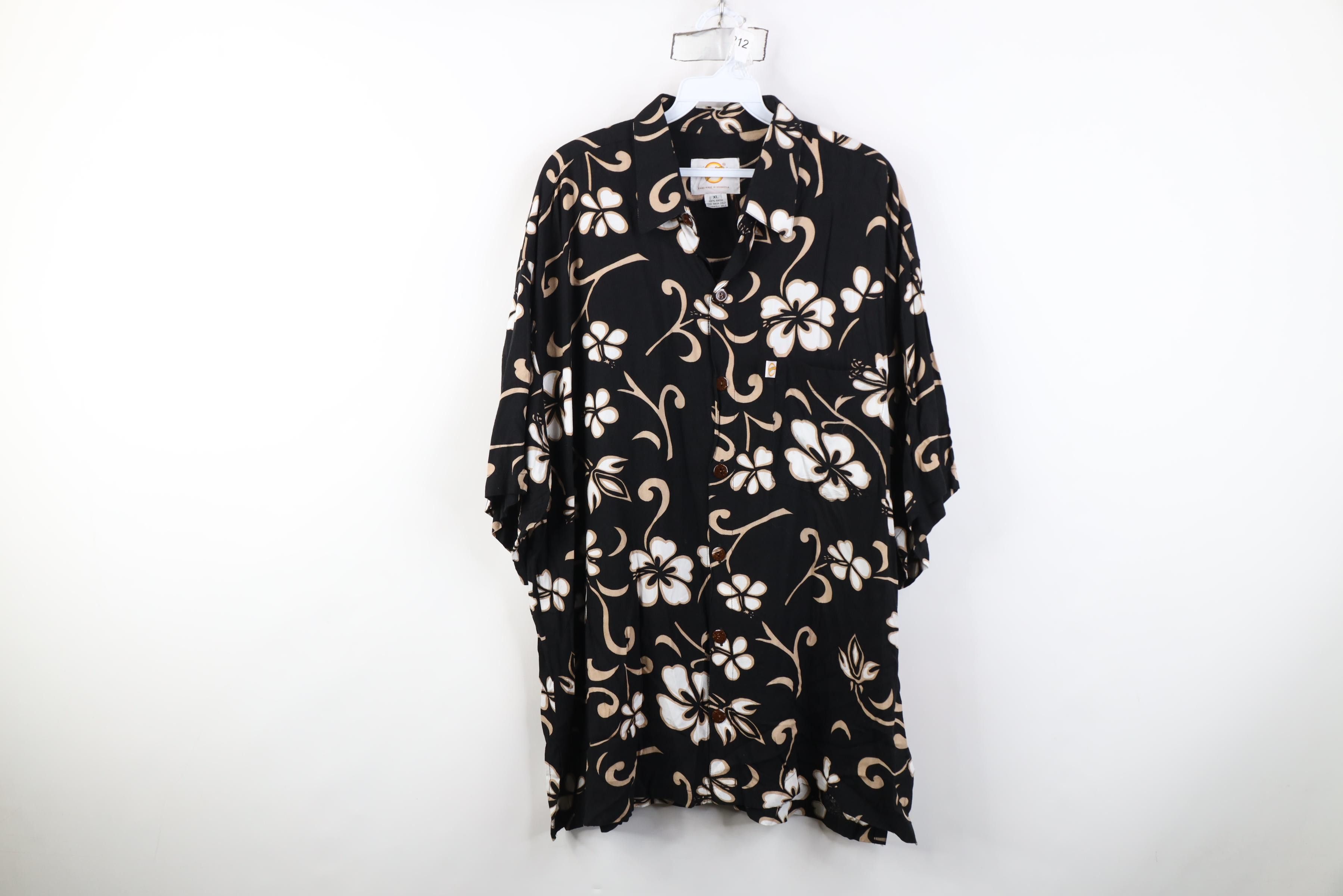 Vintage Vintage 90s Streetwear Gabardine Luau Hawaiian Button Shirt Size US XL / EU 56 / 4 - 1 Thumbnail