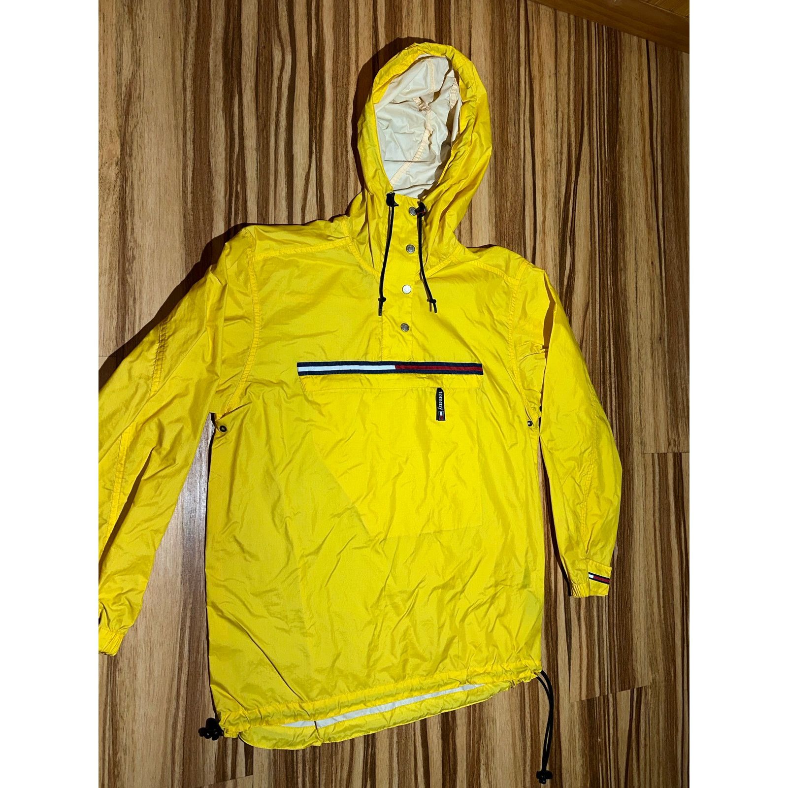 Tommy Hilfiger Vintage Tommy Hilfiger Yellow Windbreaker Size Medium Size M / US 6-8 / IT 42-44 - 4 Thumbnail