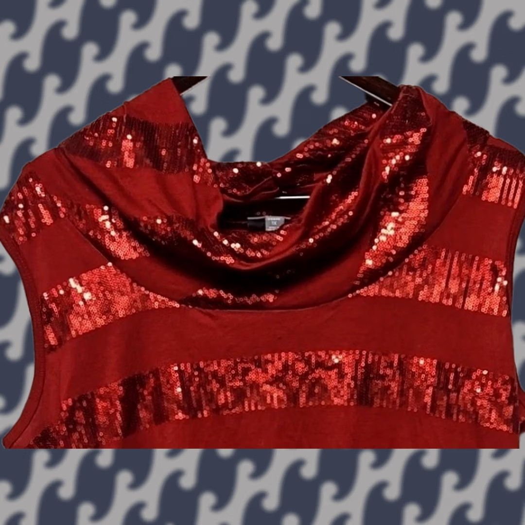 Vintage Roz & Ali Women’s 1X Red Sequin Cowl Neck Sleeveless Blouse Party Top XL Red Sequin Cowl Neck Sleeveless Blouse Party Women Size XL / US 12-14 / IT 48-50 - 1 Thumbnail