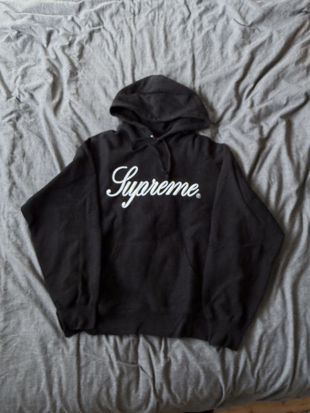 Supreme Supreme FW23 Script Hoodie Size US S / EU 44-46 / 1 - 1 Thumbnail