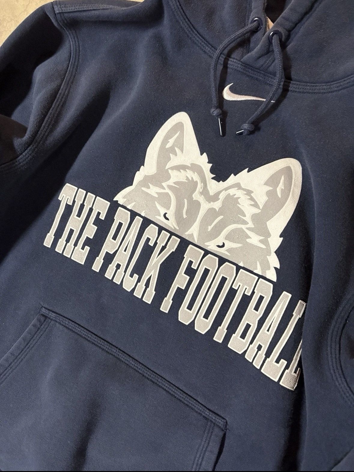 Nike VTG 00’s Nike Y2K Nevada Wolf Pack Center Logo Hoodie Navy Size US S / EU 44-46 / 1 - 2 Thumbnail