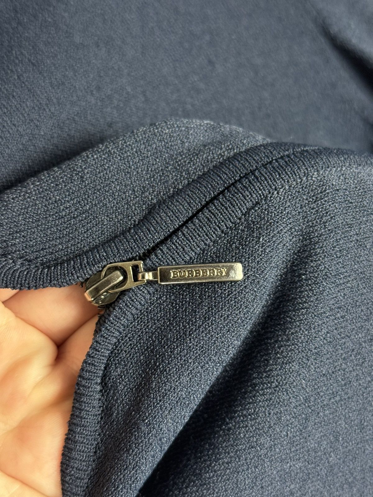Burberry Burberry Women's Navy Blue Viscose Cardigan Size 44 Size M / US 6-8 / IT 42-44 - 8 Thumbnail