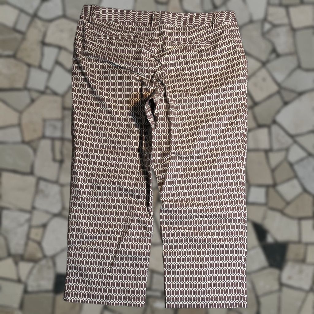 Tommy Bahama Tommy Bahama Capri Pants Womens 14 Regular Brown Geometric Capri Pants Capri Brown Geometric 14 Womens Mens? Size 36" / US 14 / IT 50 - 1 Thumbnail