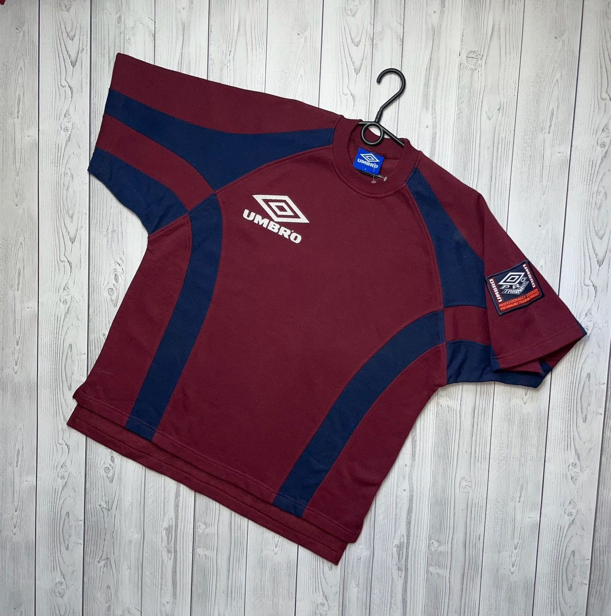 Vintage Umbro Pro training sweatshirt logo size L rare Y2K