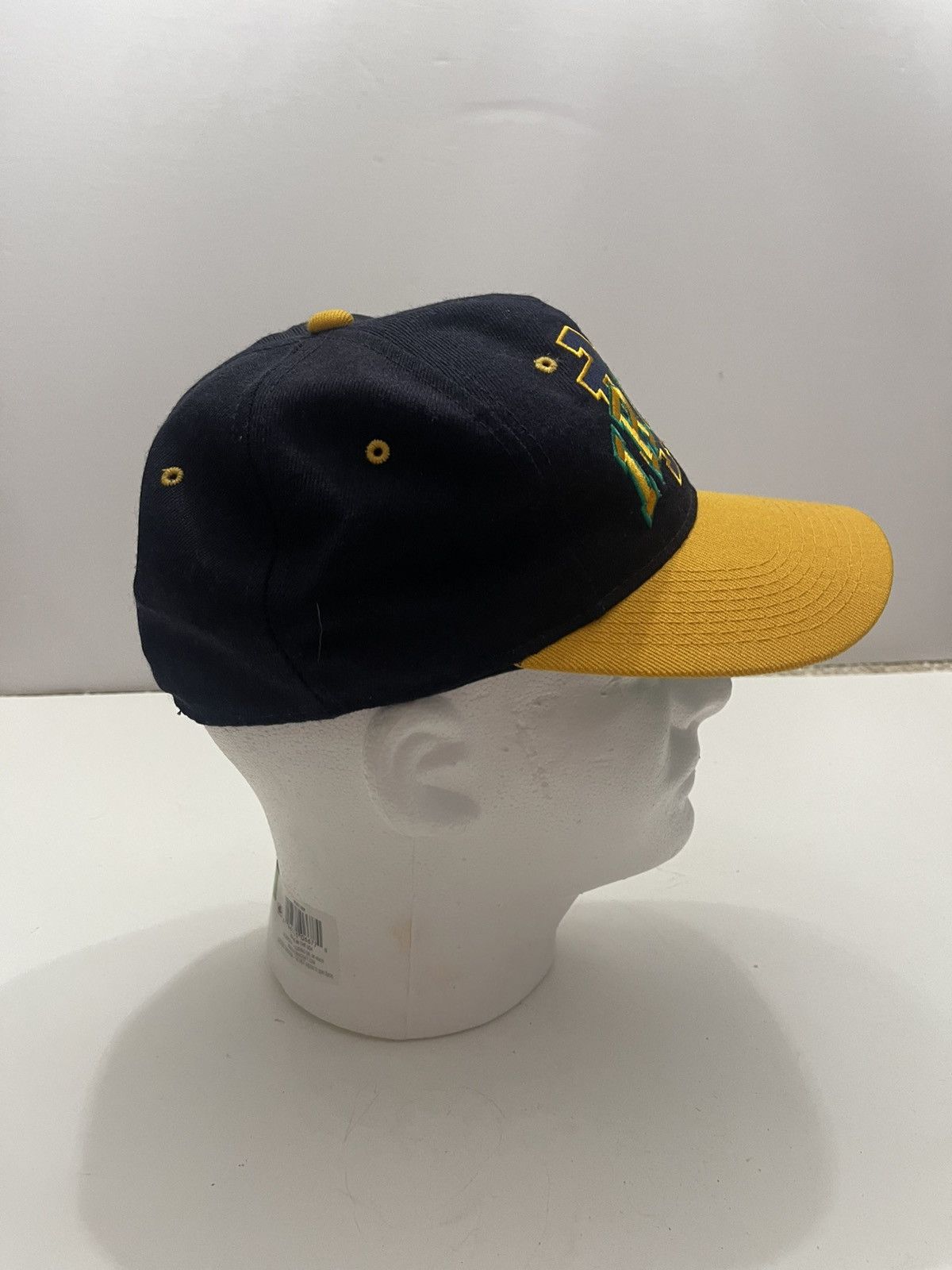 Other Vintage Notre Dame Fighting Irish Licensed Wool Blend Fitted Size ONE SIZE - 2 Thumbnail