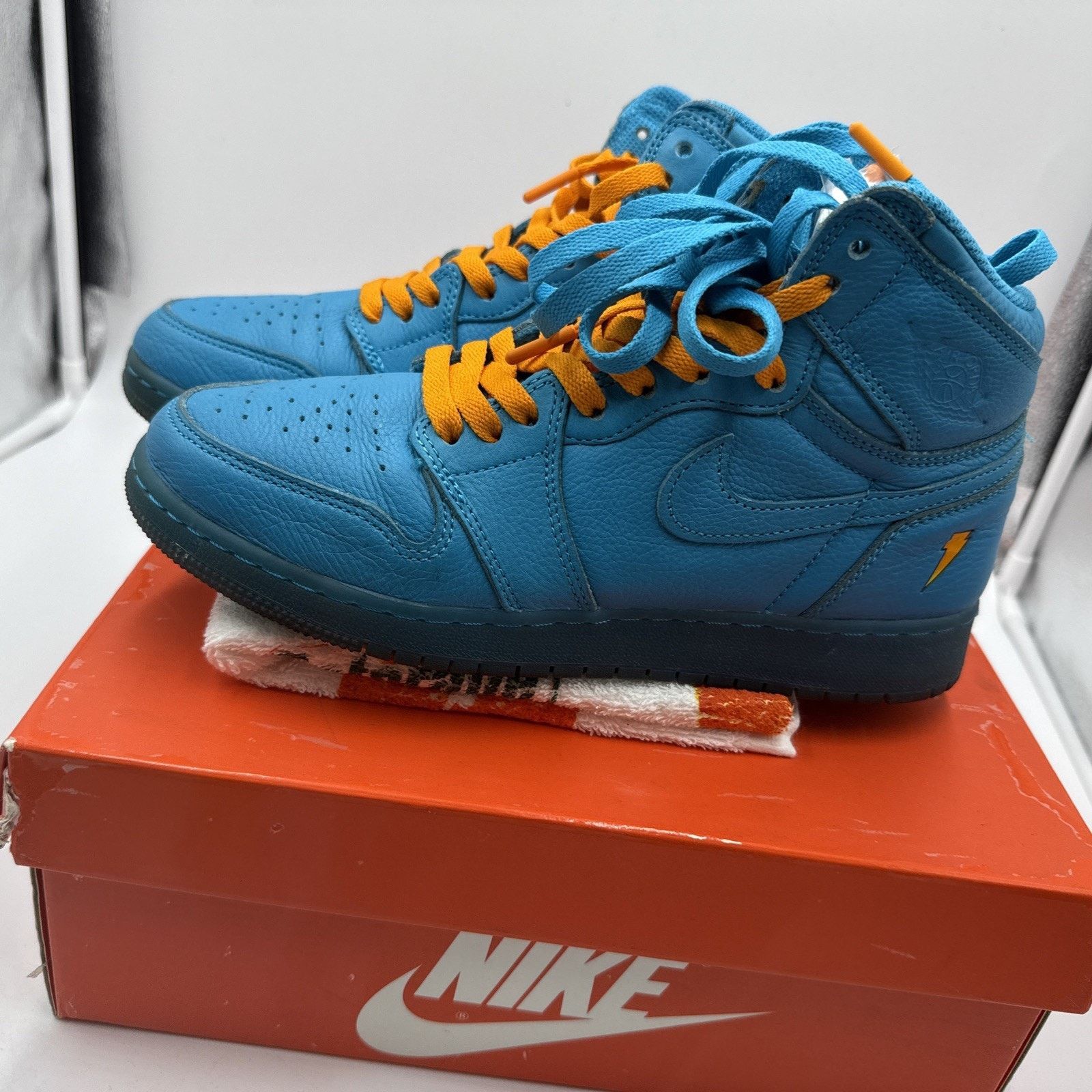 Jordan Brand Size 7 (GS) - Jordan 1 Retro OG G8RD High Blue Lagoon Size US 7 / IT 37 - 3 Thumbnail