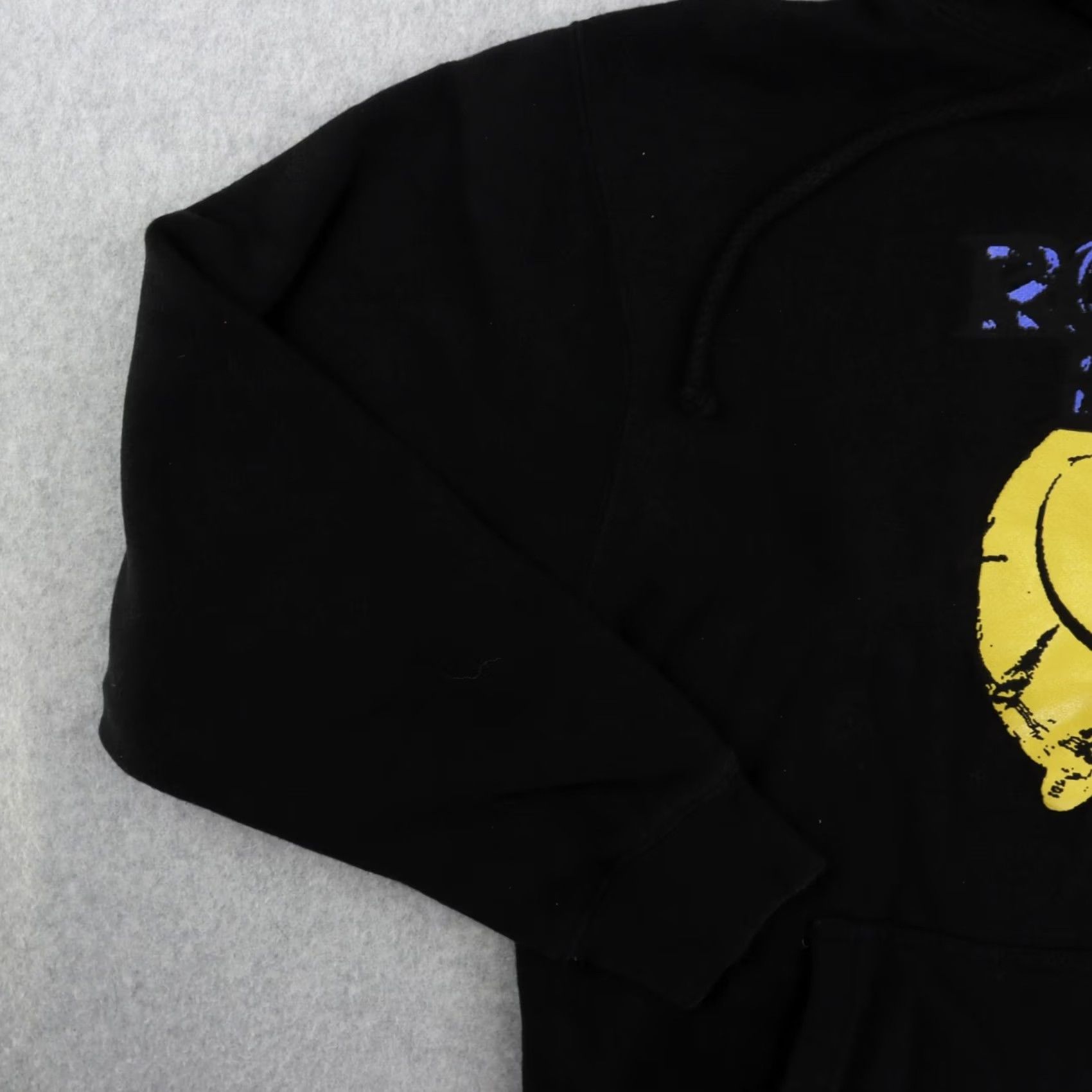 Vintage Rolling Loud Sweatshirt Adult Small Music LA 2018 Festival Rap Hip-Hop Smiley Size US S / EU 44-46 / 1 - 7 Thumbnail
