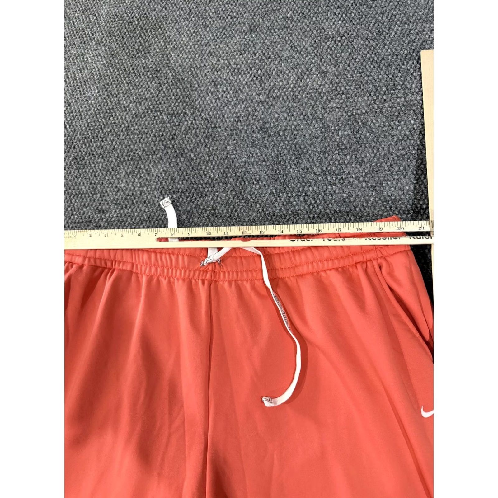 Nike Nike Therma-FIT Pants Womens 2X Orange Fleece Lined Track Joggers Athletic Pants Size 40" / US 18 - 6 Thumbnail