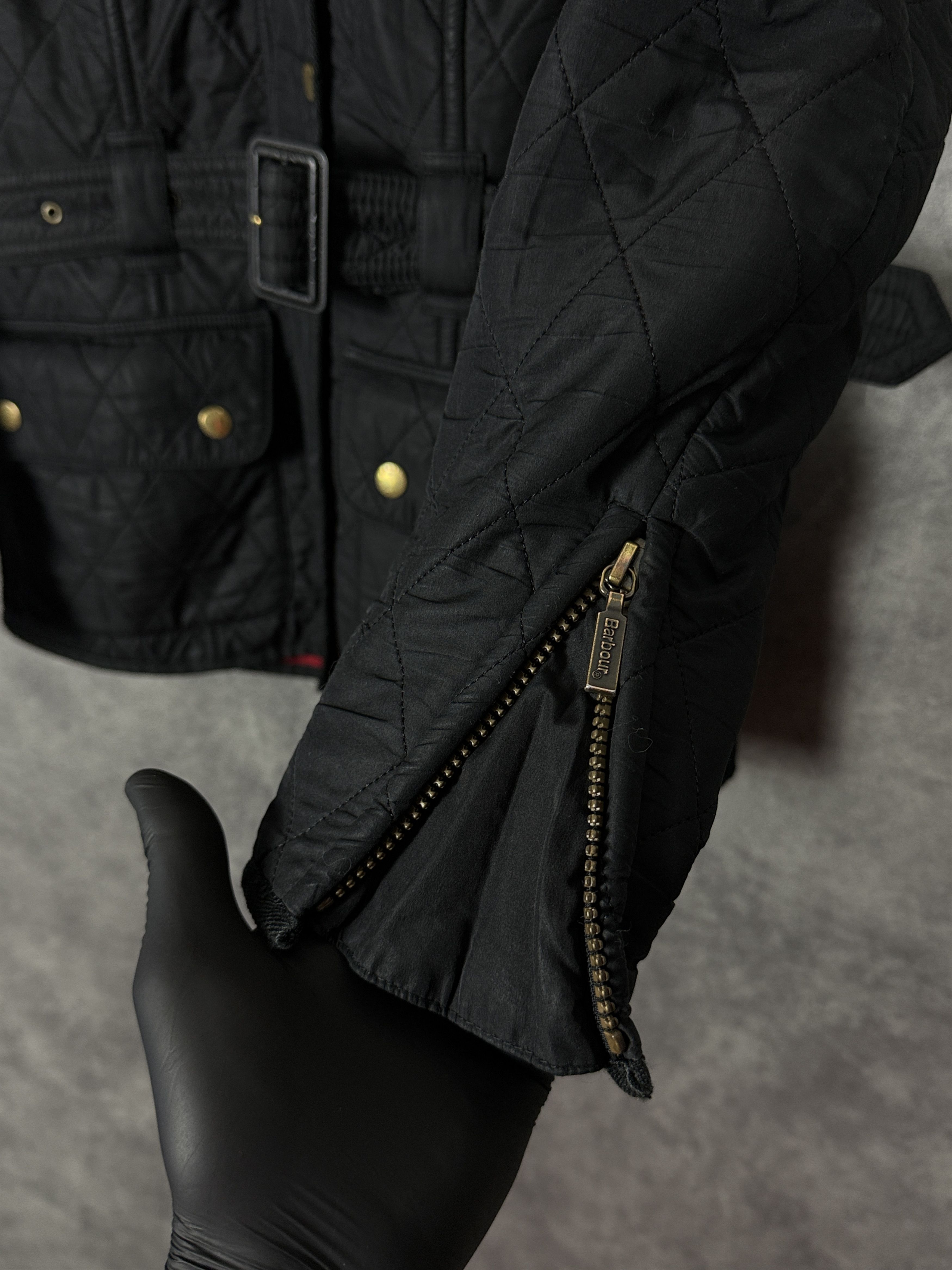Barbour Barbour International quilted jacket with belt mini logo Size S / US 4 / IT 40 - 6 Thumbnail