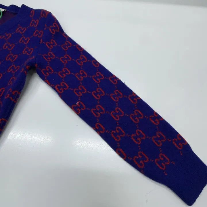 Gucci Gucci Gucci Kids Blue GG Embroidered V-Neck Sweater -2506 Size US S / EU 44-46 / 1 - 3 Thumbnail