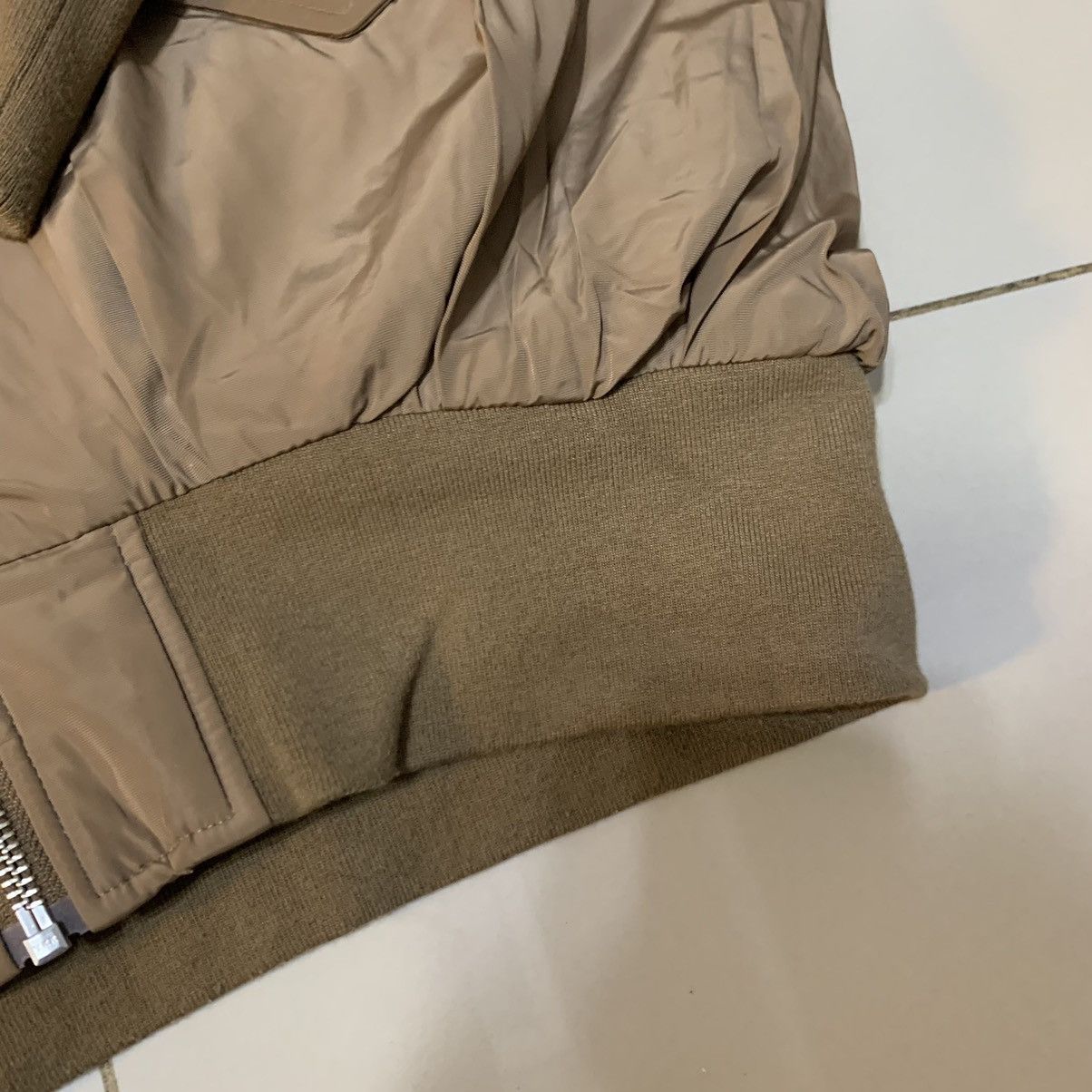 GU × Undercover GU x Undercover Jun Takashi Bomber Jacket FW21 Size S / US 4 / IT 40 - 8 Thumbnail