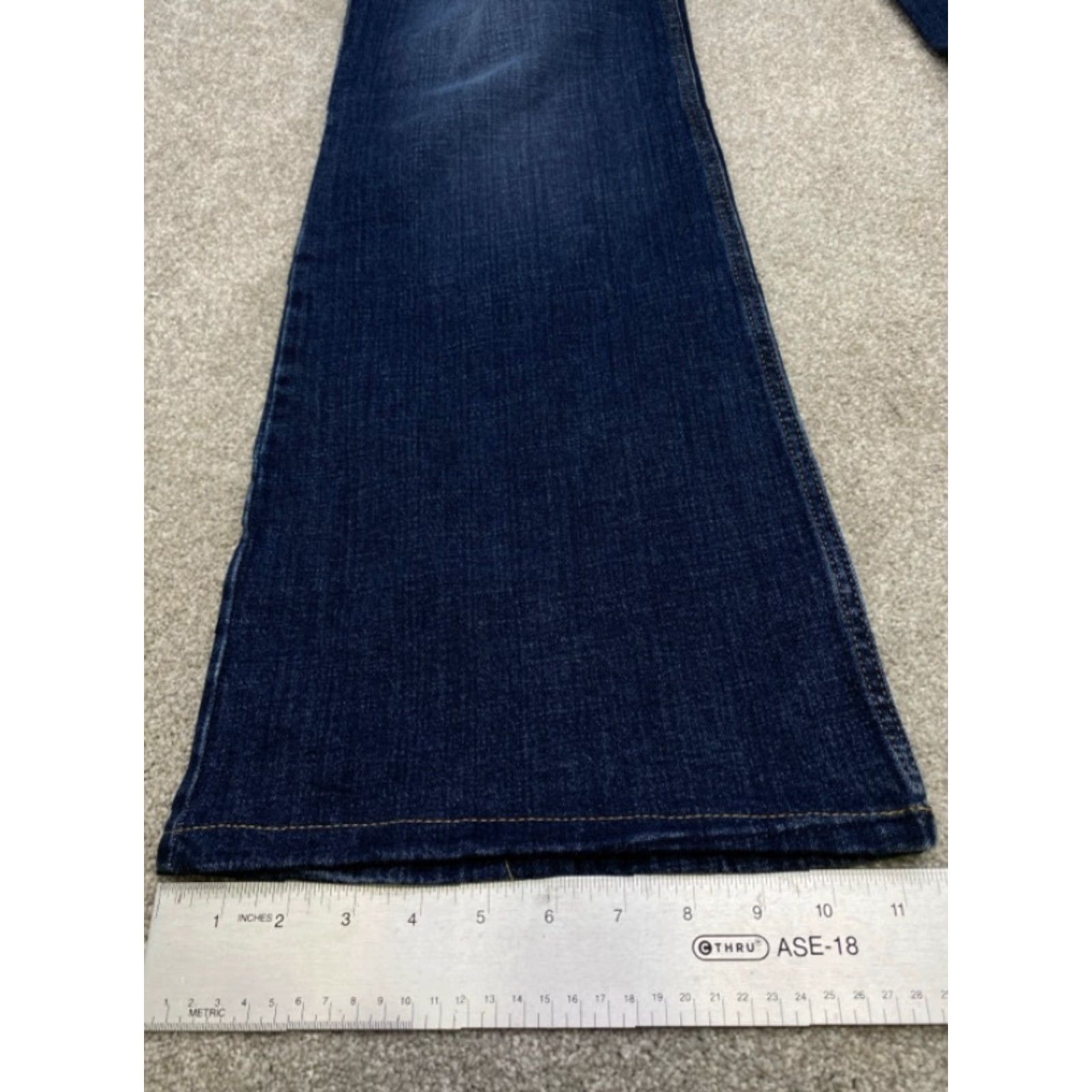 Wrangler NWT Wrangler Jeans Women's 34x32 Blue Denim Slim Fit High Rise Fierce Flare Leg Jeans Size 24" / US 00 / IT 34 - 4 Thumbnail