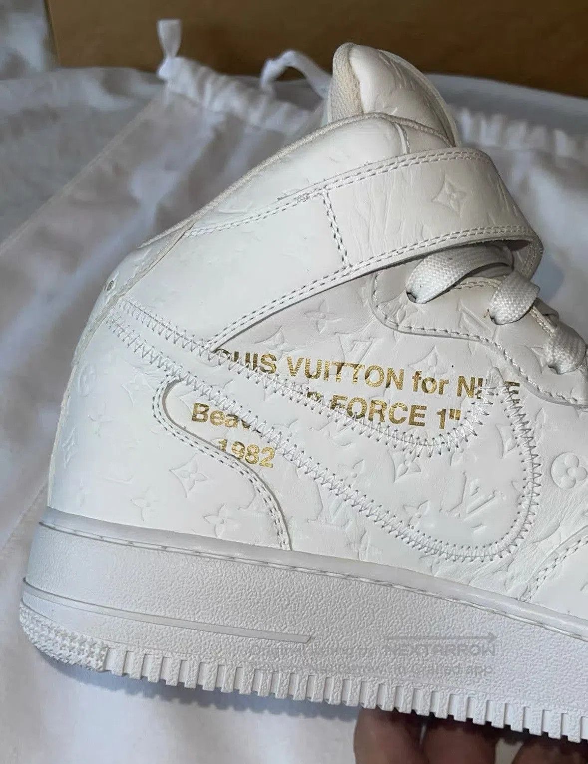 Louis Vuitton Nike x Louis Vuitton White Air Force 1 Sneakers 0079. Size US 8.5 / EU 41-42 - 6 Thumbnail