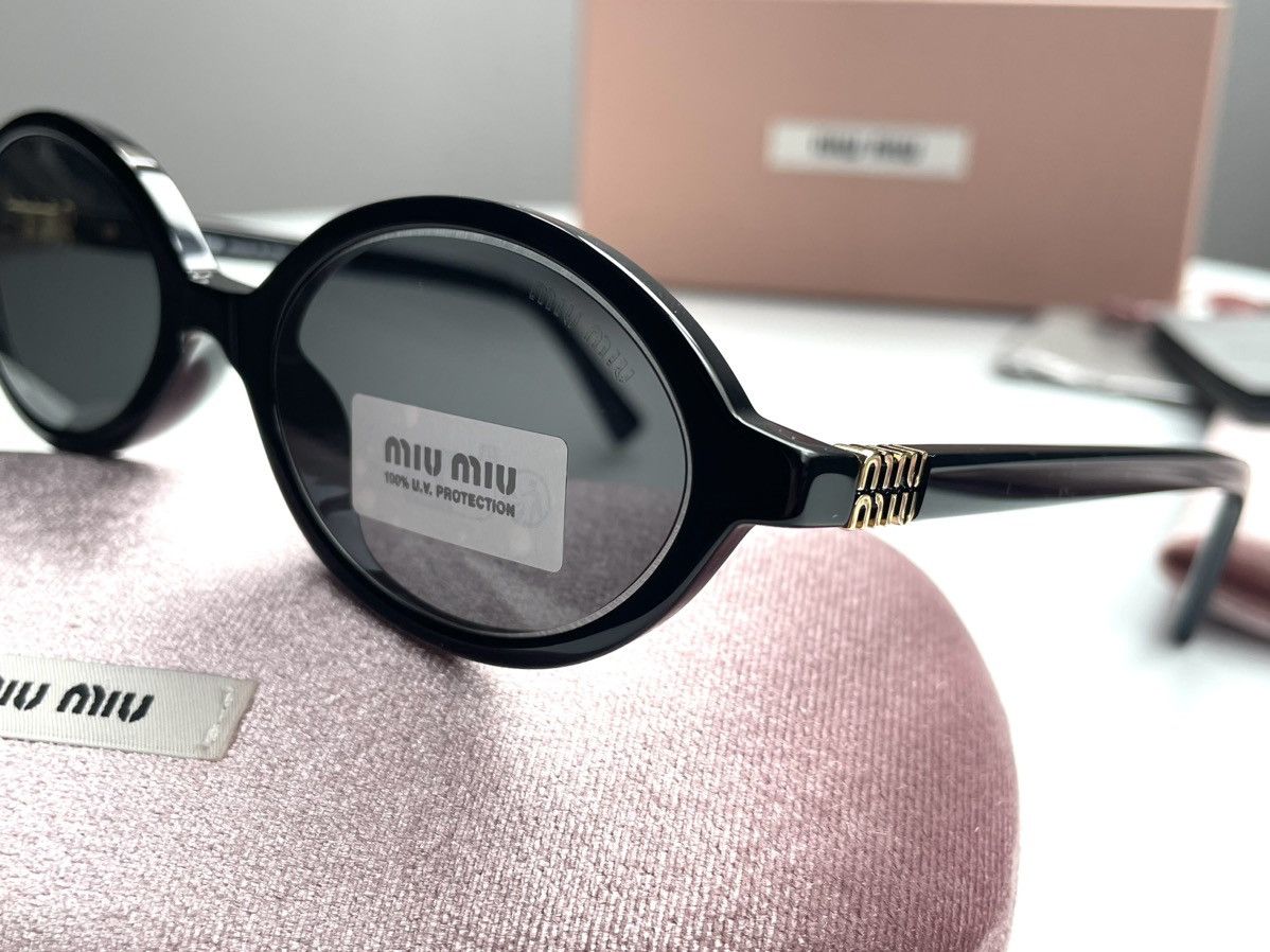 Miu Miu NEW Miu Miu sunglasses SMU 04ZS 1AB5S0 Size ONE SIZE - 14 Thumbnail
