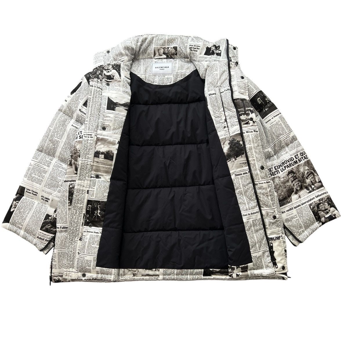 Balenciaga BALENCIAGA Newspaper Puffer Jacket Size US L / EU 52-54 / 3 - 3 Thumbnail
