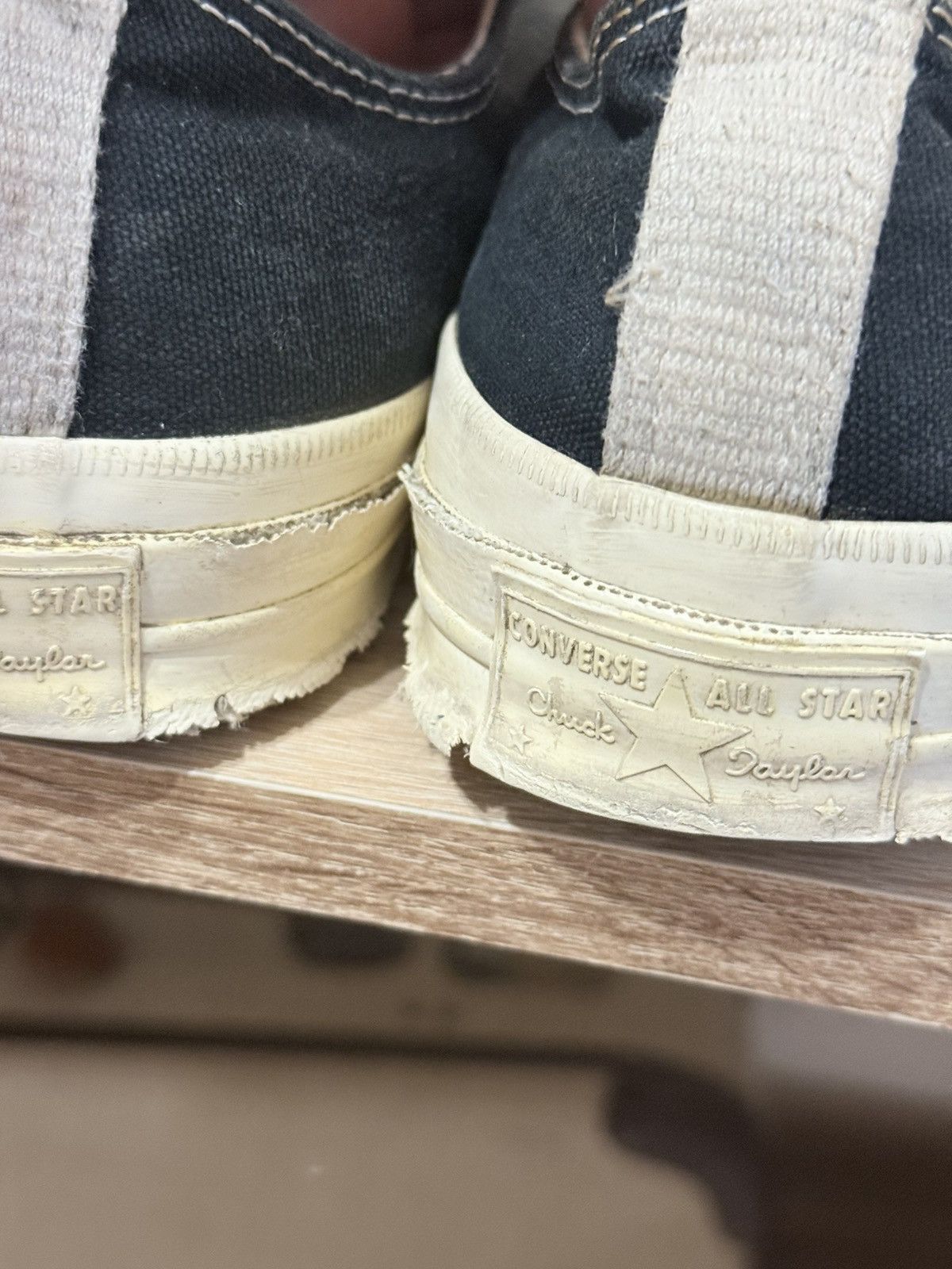 Comme des Garcons PLAY × Converse Very nice Size US 9 / EU 42 - 12 Thumbnail