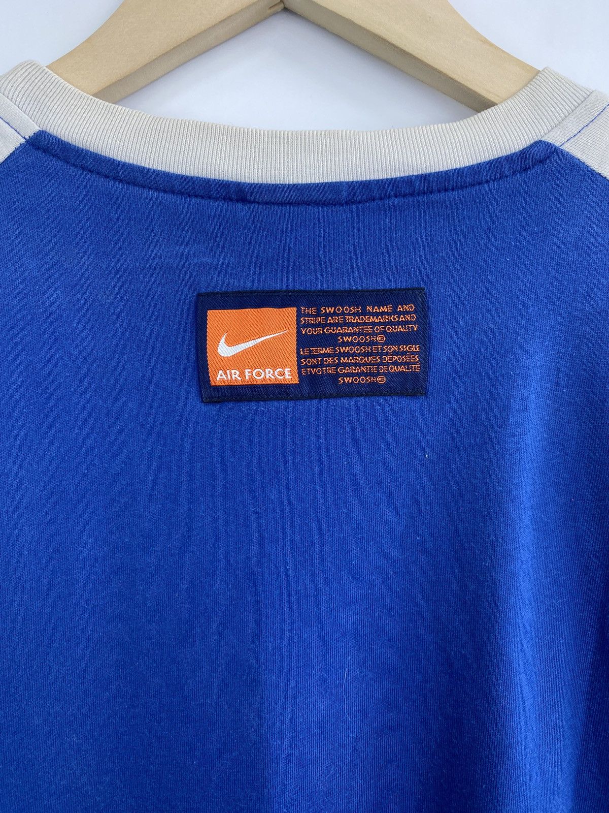 Nike 🏀🇺🇸 Vintage 90s Nike Air Forse 1 T-Shirt Y2K Basketball Size US XL / EU 56 / 4 - 8 Thumbnail