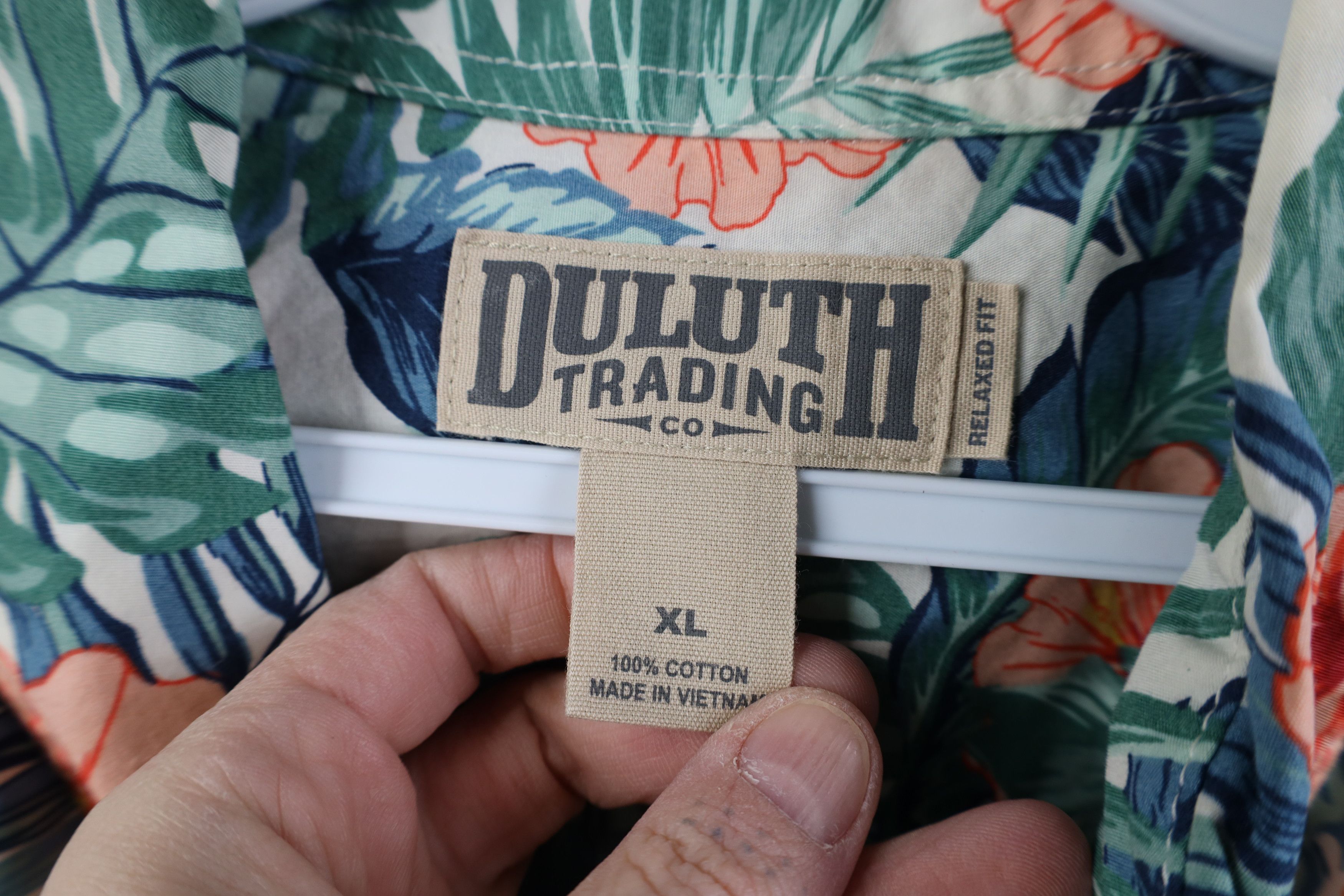 Duluth Trading Company Duluth Trading Co Gusseted Hawaiian Button Shirt Luau Flower Size US XL / EU 56 / 4 - 7 Thumbnail