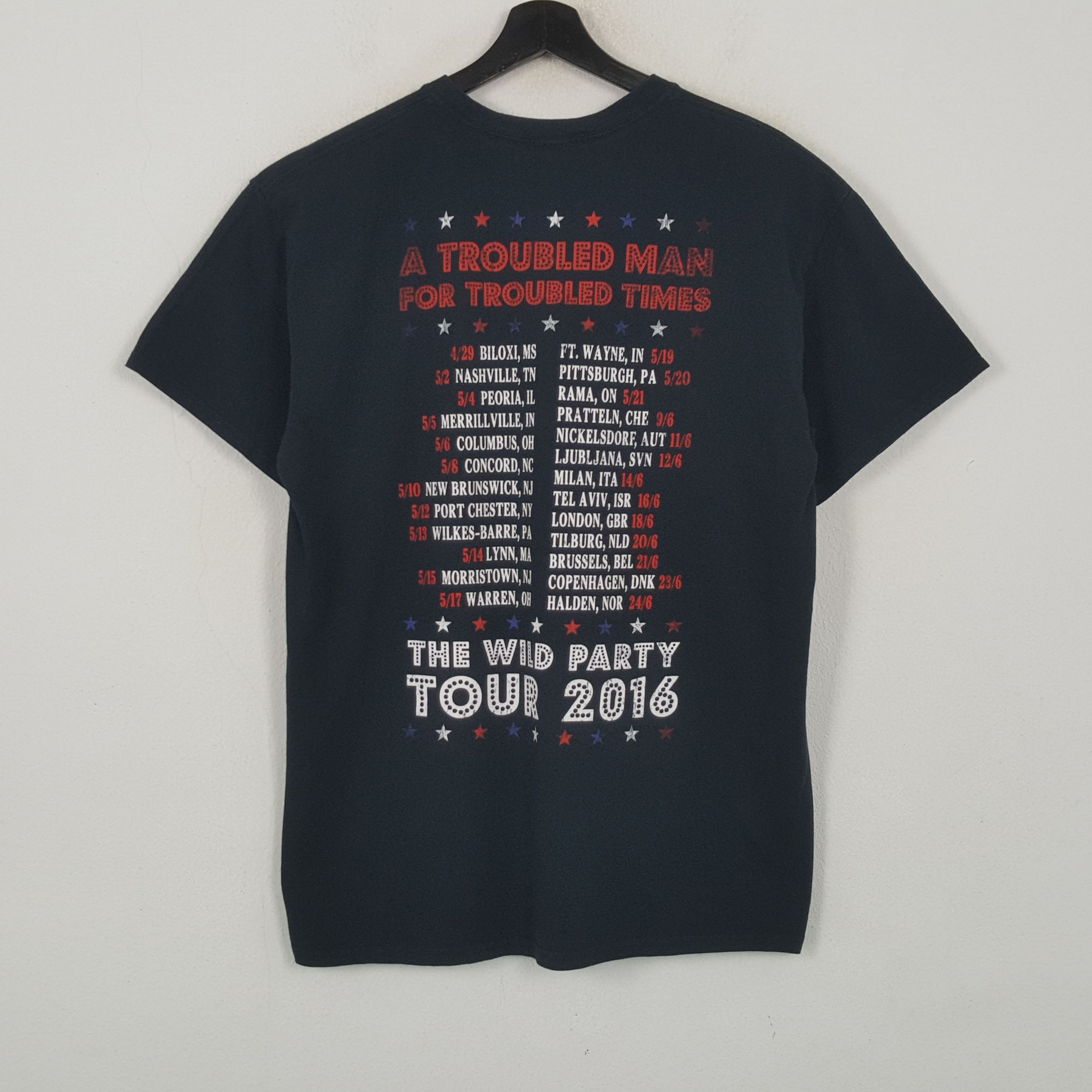 Vintage Alice Cooper Rock Singer Tour Tshirt RR12 Size US L / EU 52-54 / 3 - 3 Thumbnail